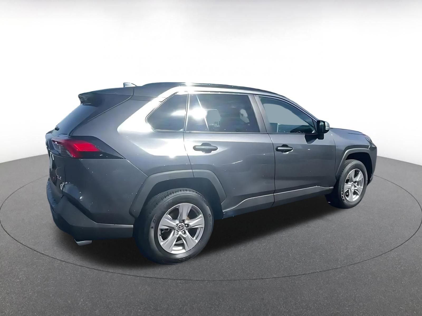 Thumbnail: 2025 Toyota RAV4 - 15