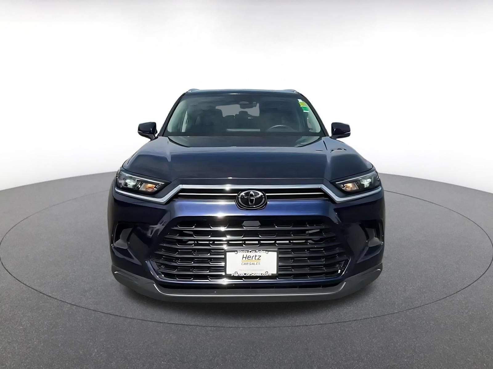 Thumbnail: 2025 Toyota Grand Highlander - 4