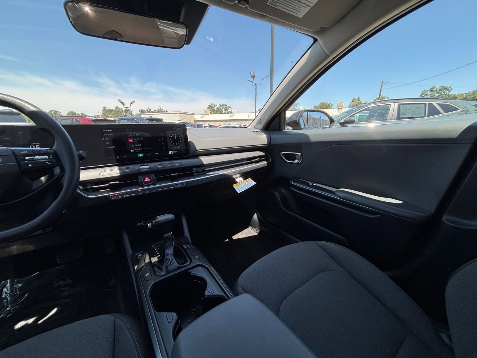 Thumbnail: 2025 Kia K4 - 34