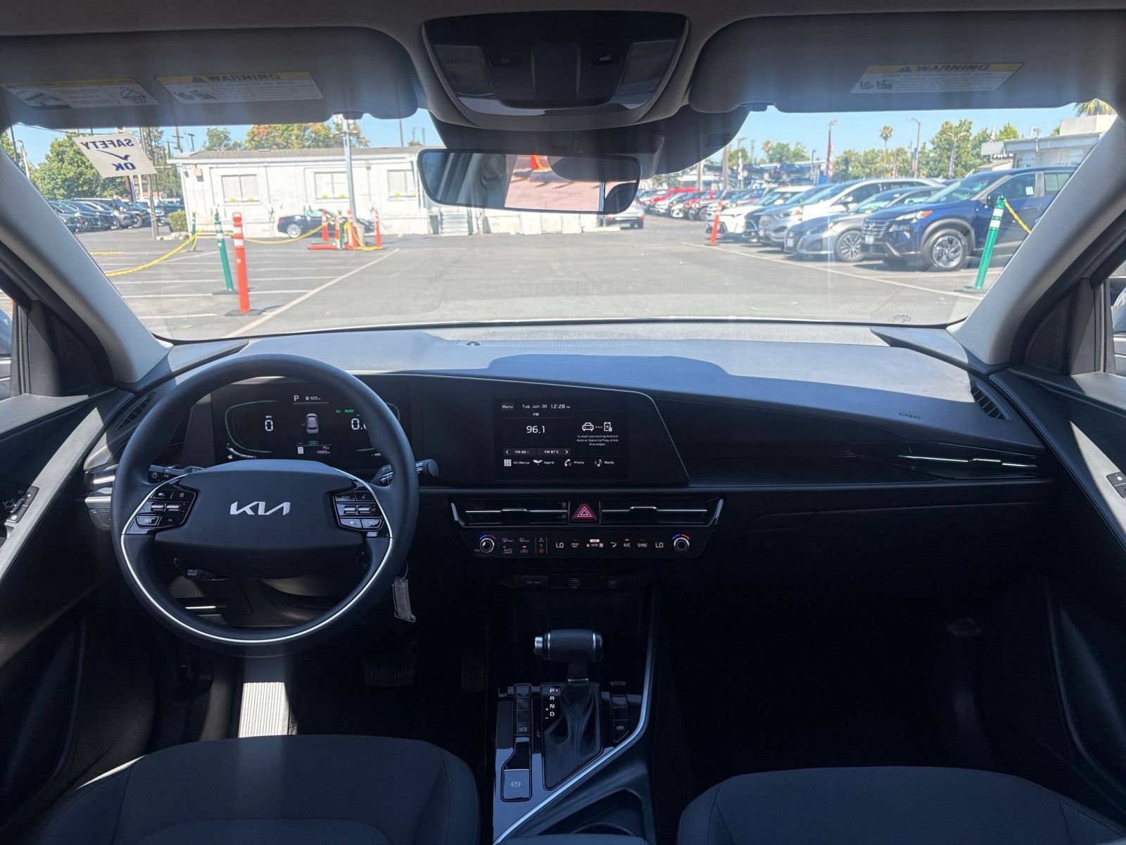 Thumbnail: 2026 Kia Niro - 31