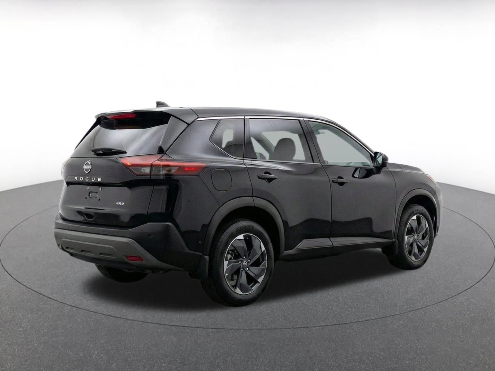 Thumbnail: 2025 Nissan Rogue - 11