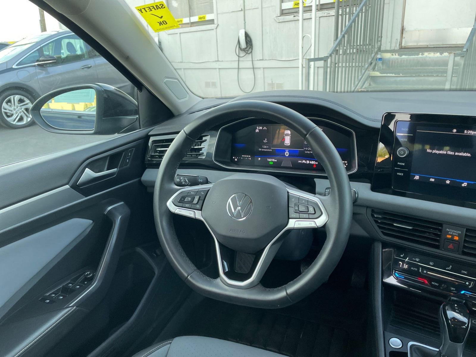 Thumbnail: 2025 Volkswagen Jetta - 34