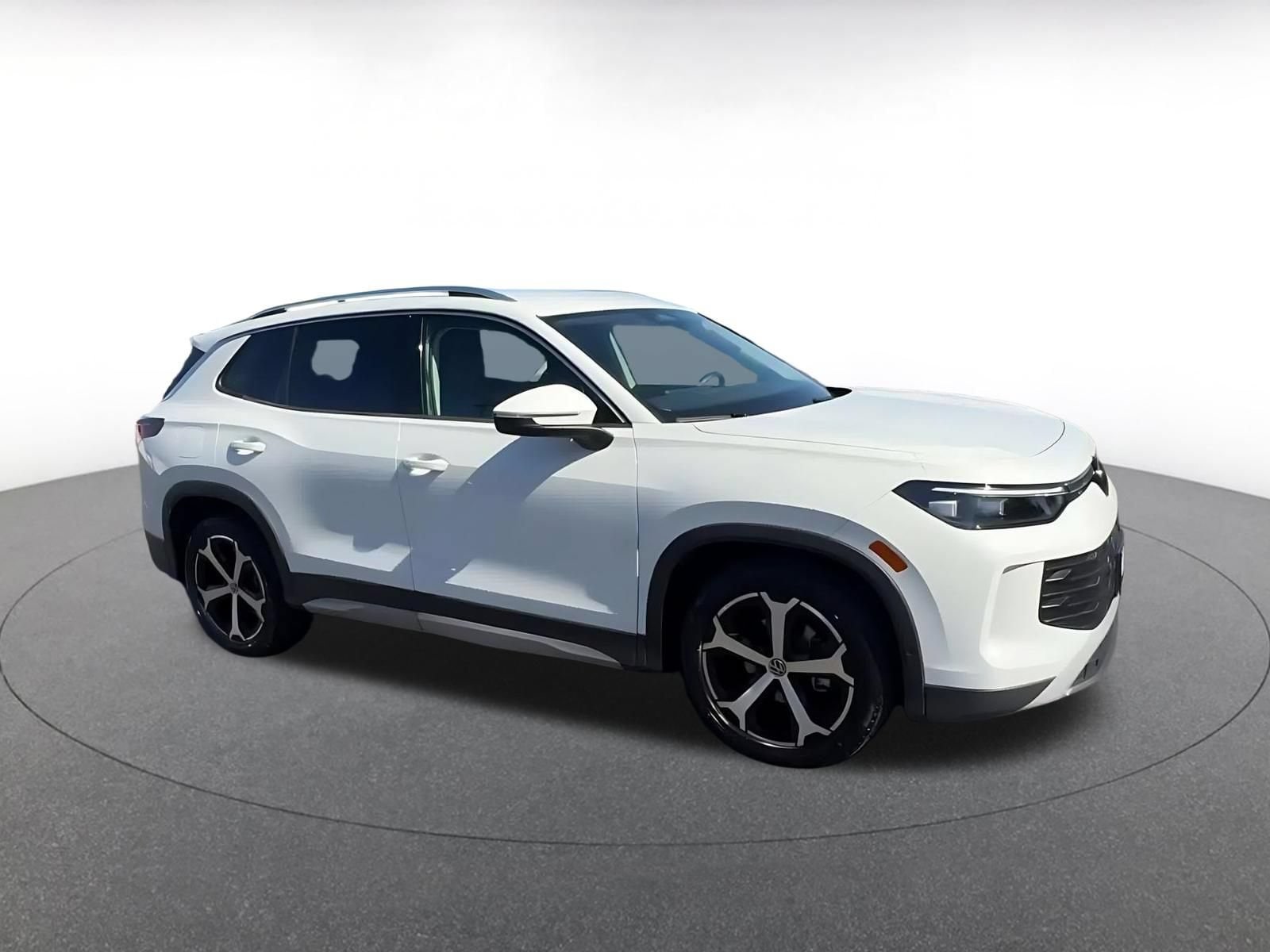 Thumbnail: 2026 Volkswagen Tiguan - 2