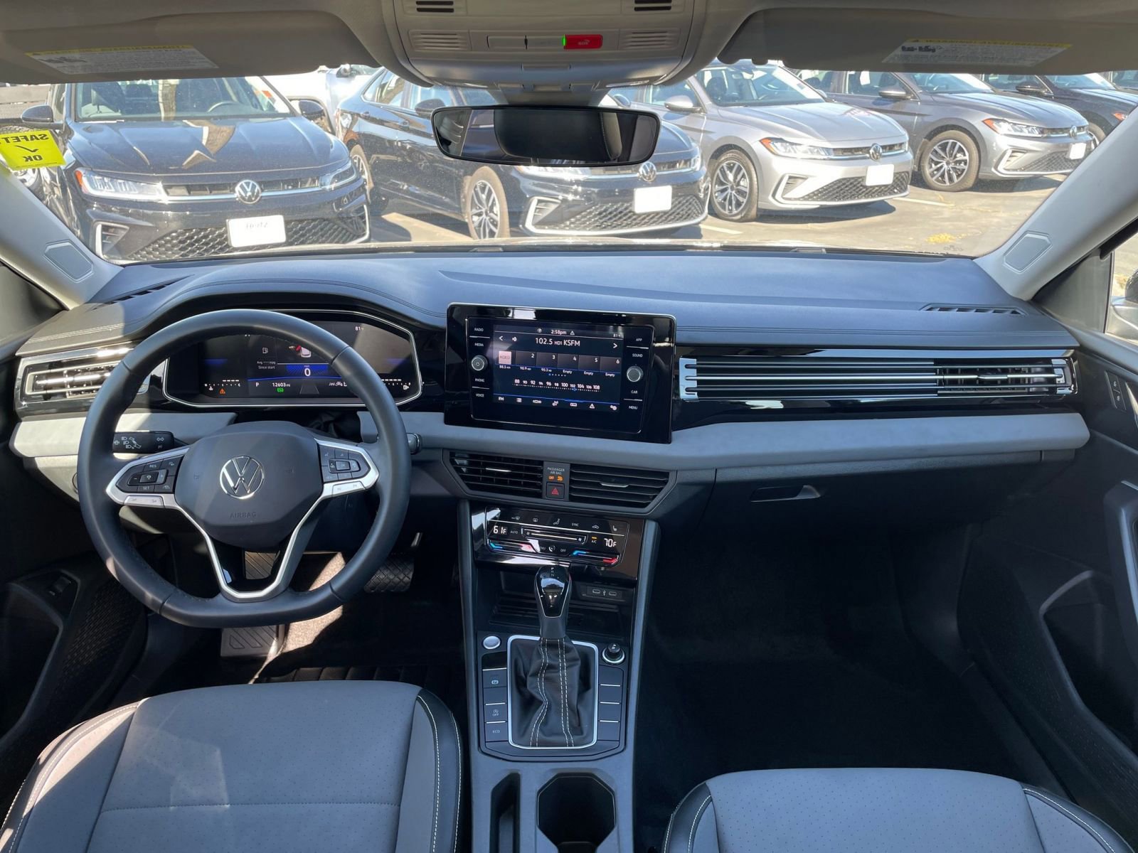 Thumbnail: 2025 Volkswagen Jetta - 33