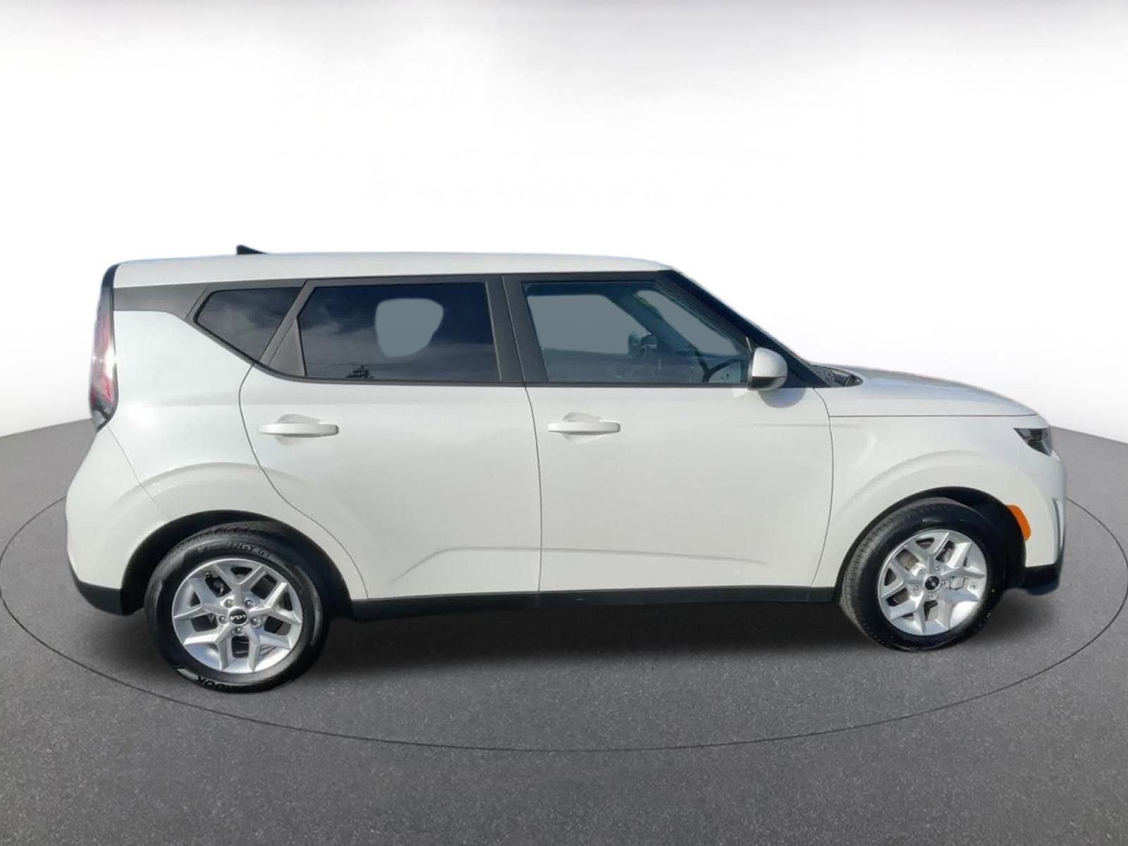Thumbnail: 2025 Kia Soul - 16