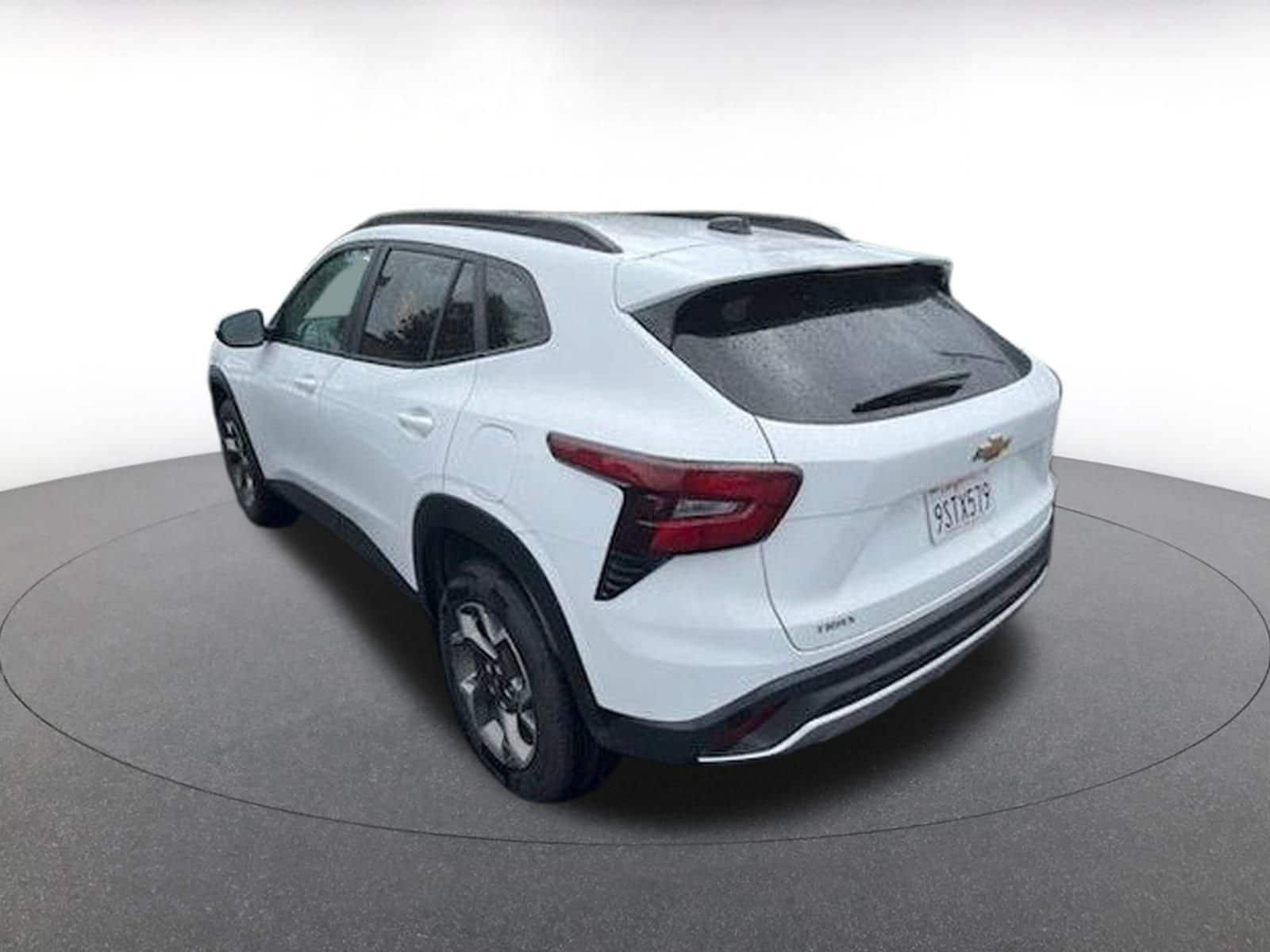 Thumbnail: 2025 Chevrolet Trax - 3