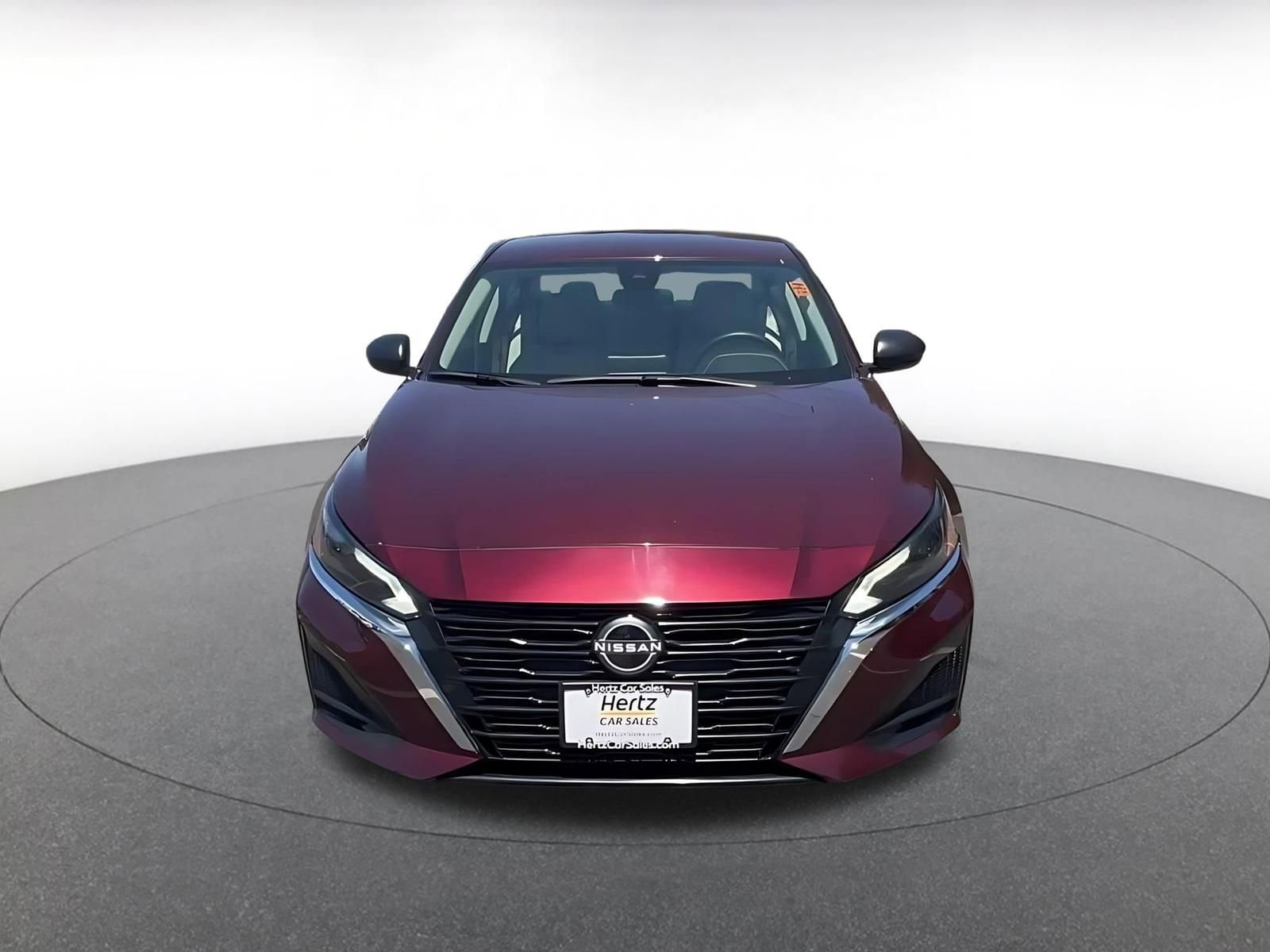 Thumbnail: 2025 Nissan Altima - 4
