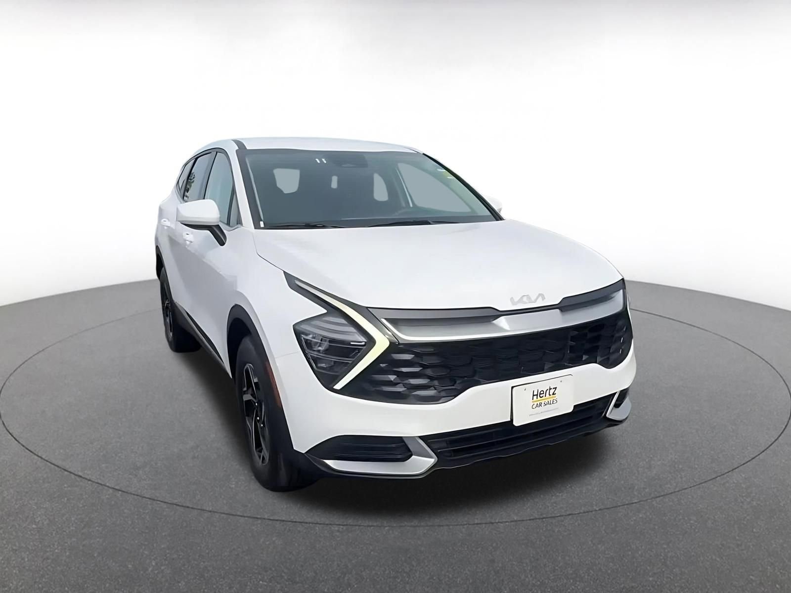 Thumbnail: 2025 Kia Sportage - 3