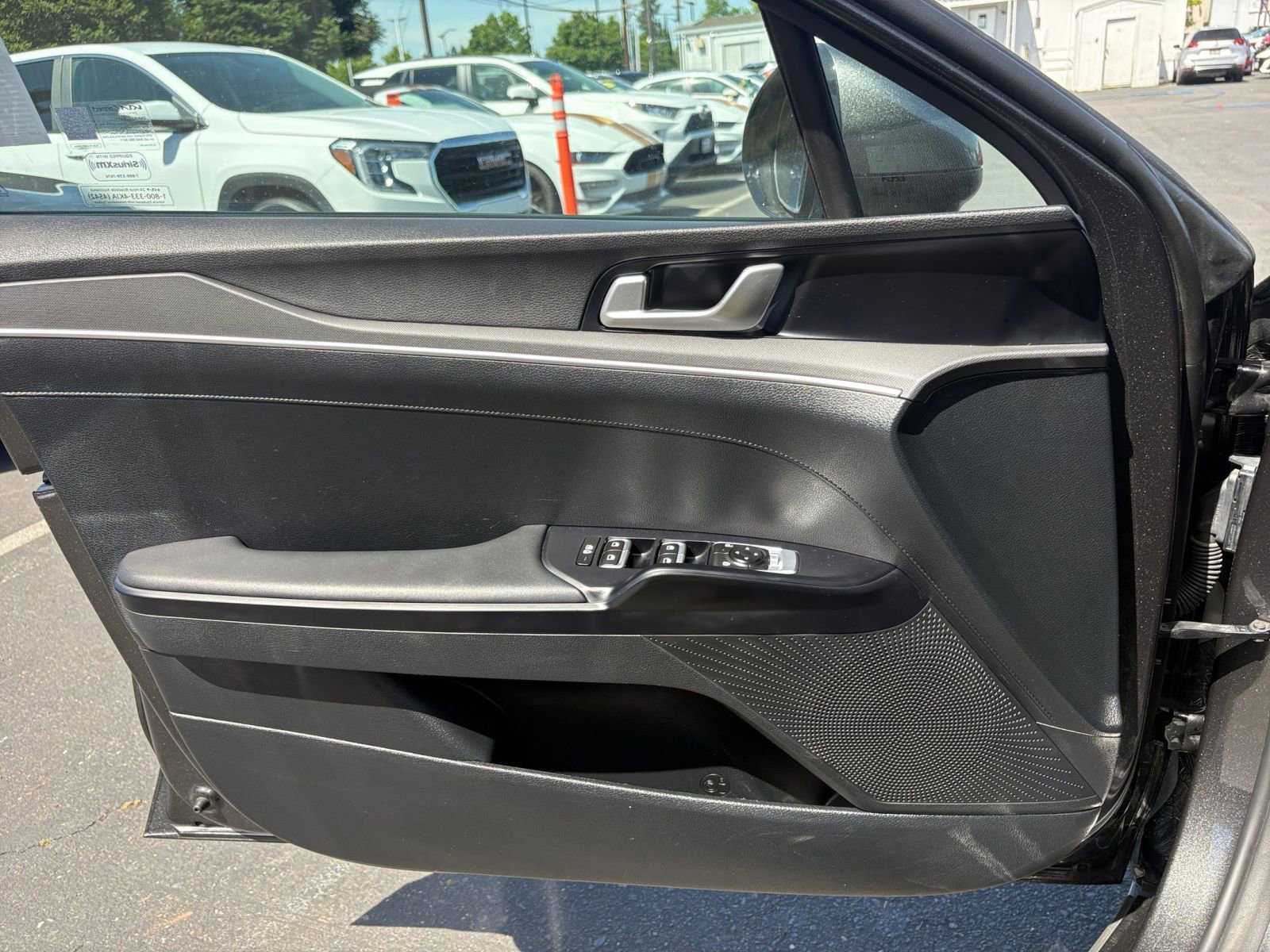 Thumbnail: 2025 Kia K5 - 18