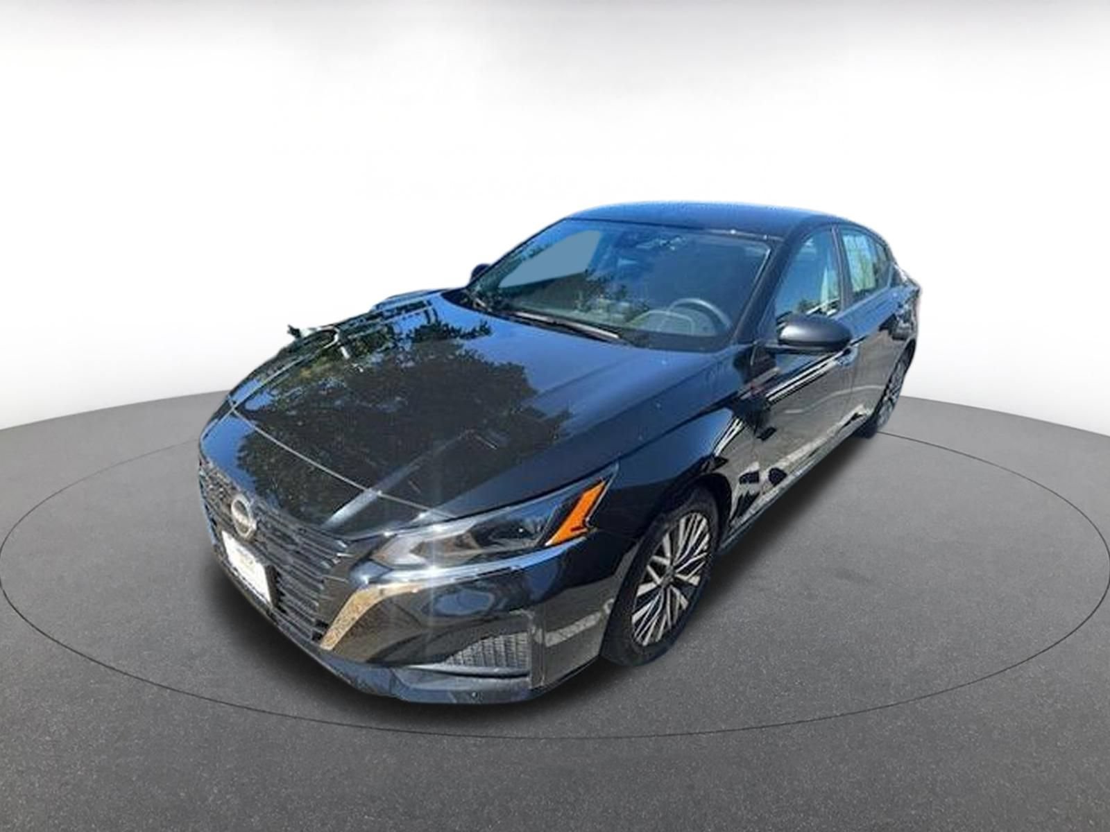 Thumbnail: 2025 Nissan Altima - 2