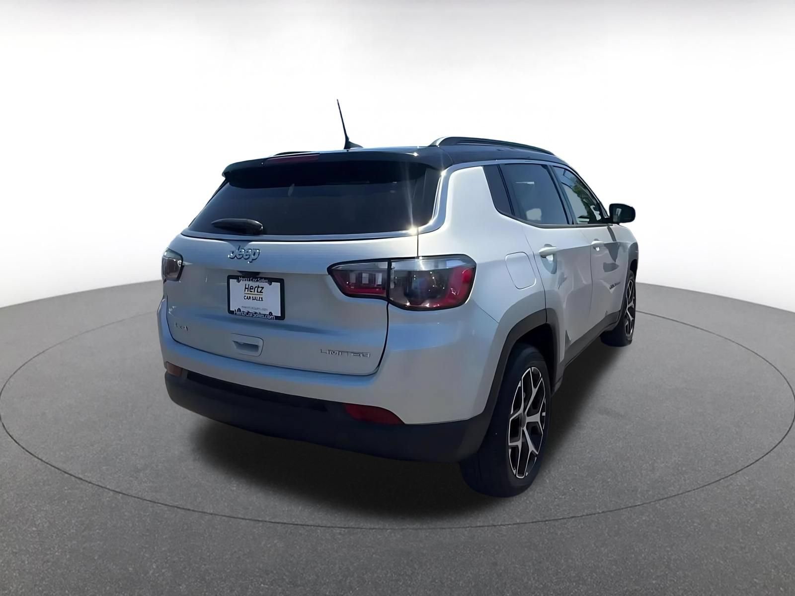 Thumbnail: 2025 Jeep Compass - 15