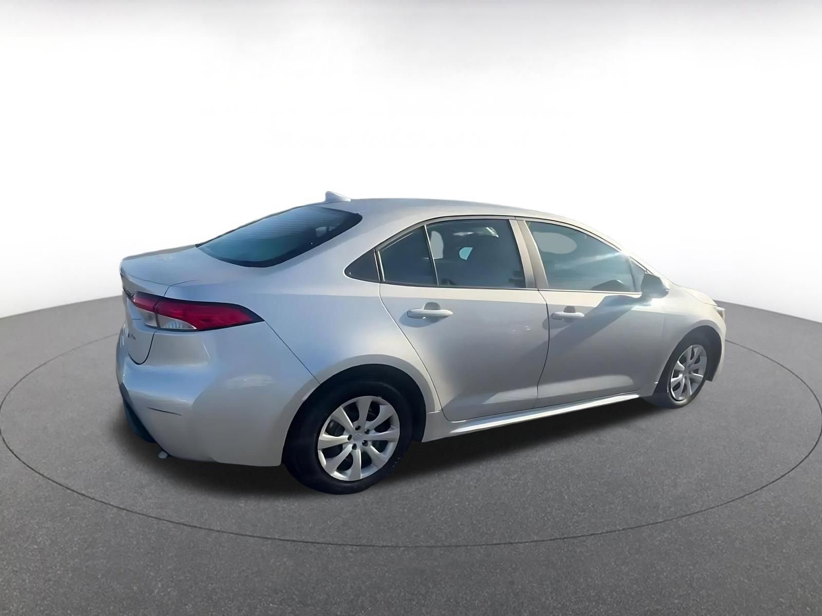 Thumbnail: 2025 Toyota Corolla - 15