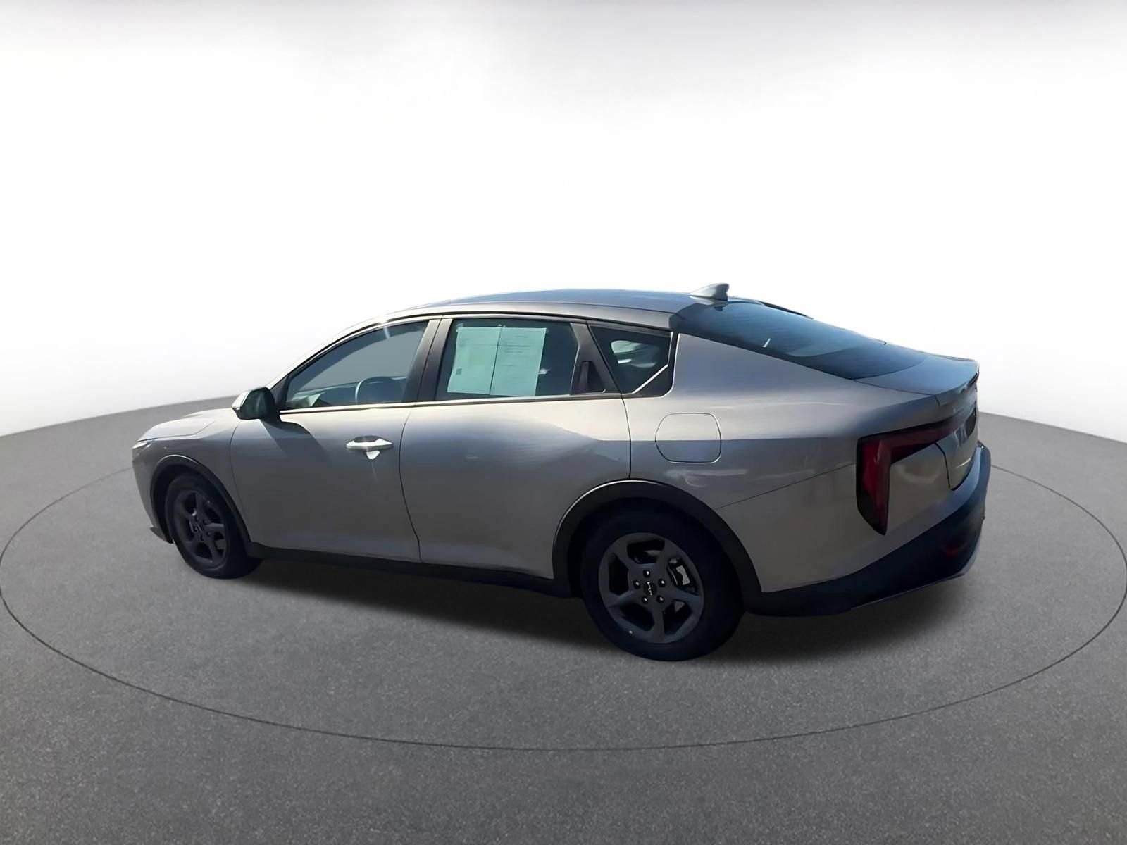 Thumbnail: 2025 Kia K4 - 10