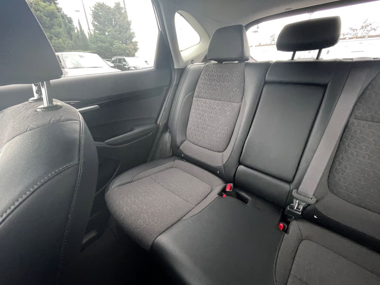 Thumbnail: 2025 Kia Seltos - 34