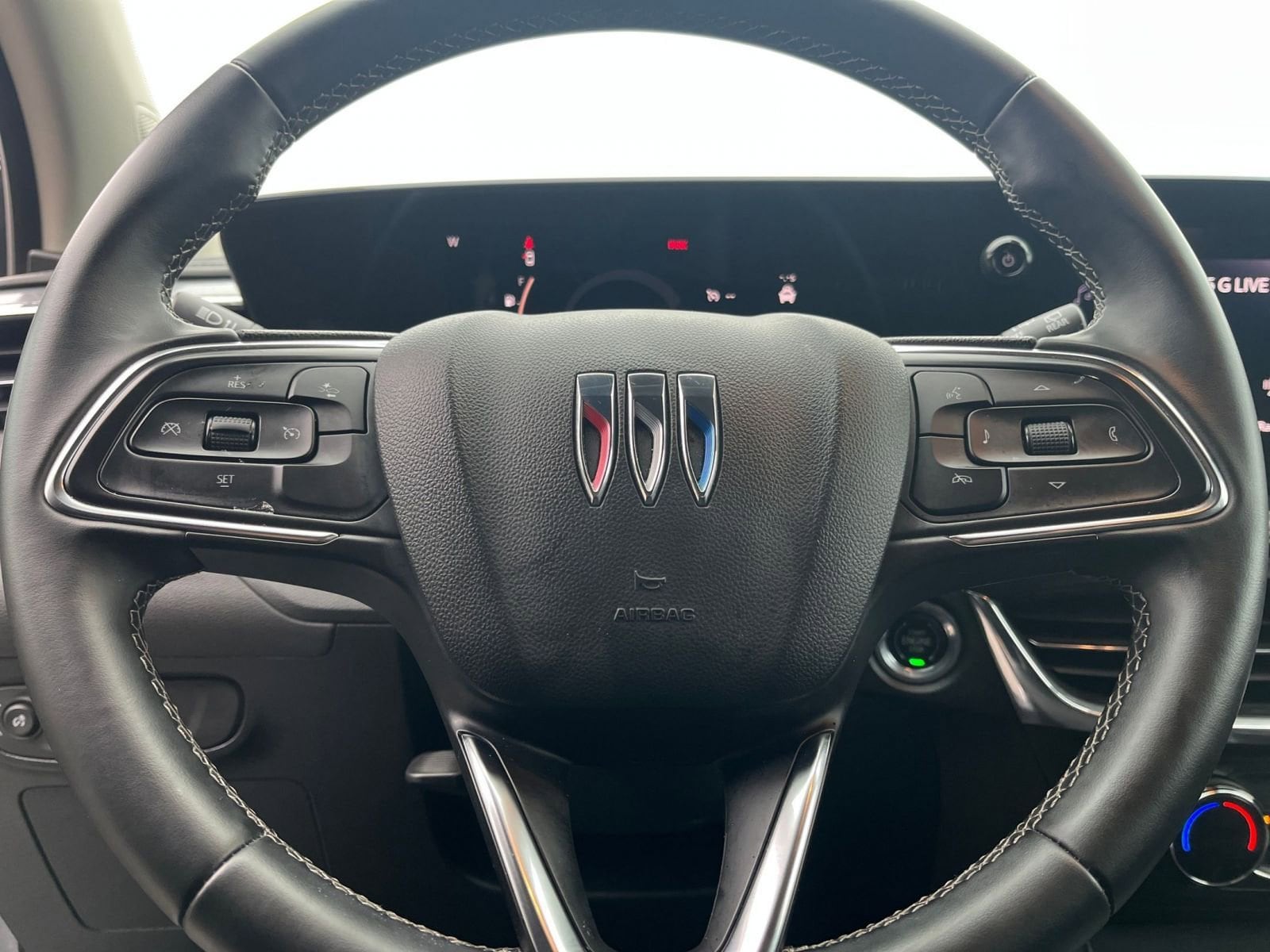 Thumbnail: 2025 Buick Encore GX - 28