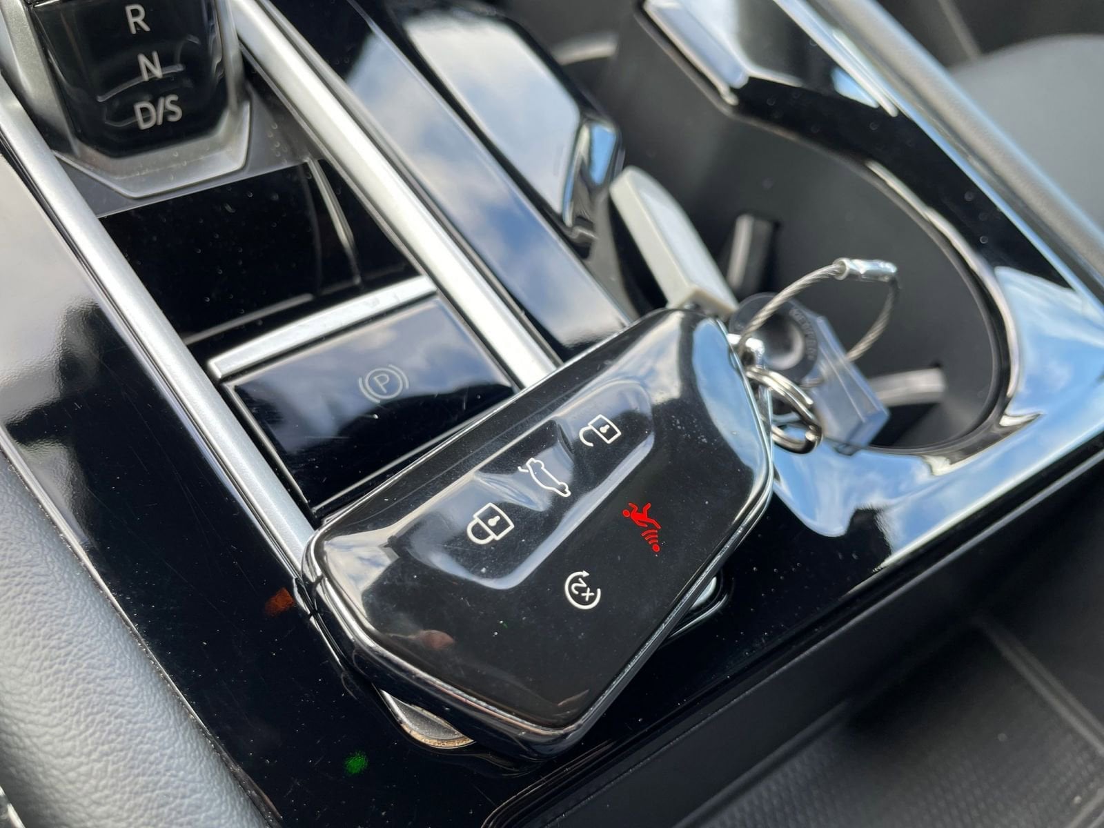 Thumbnail: 2024 Volkswagen Atlas - 23