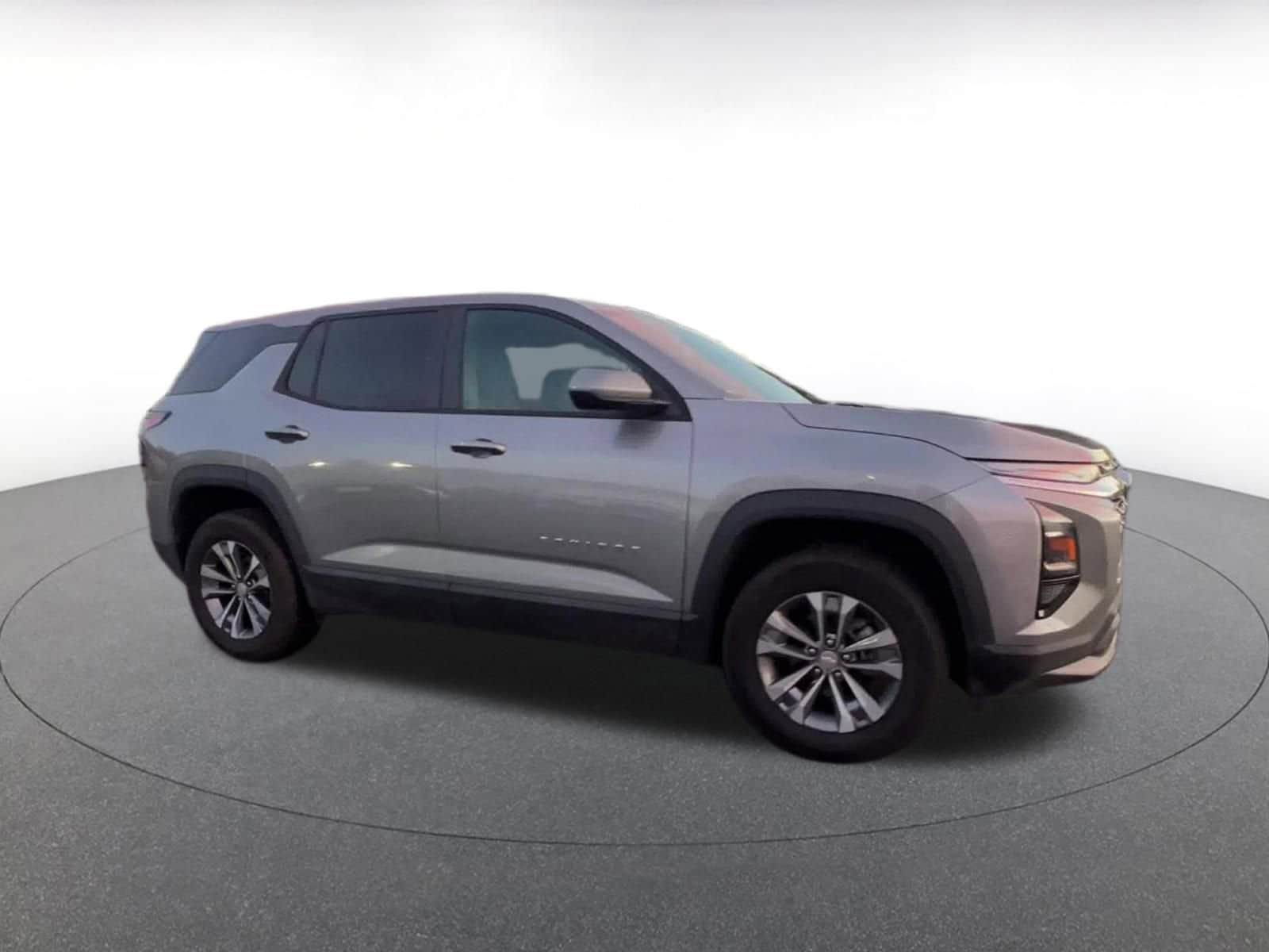 Thumbnail: 2025 Chevrolet Equinox - 2