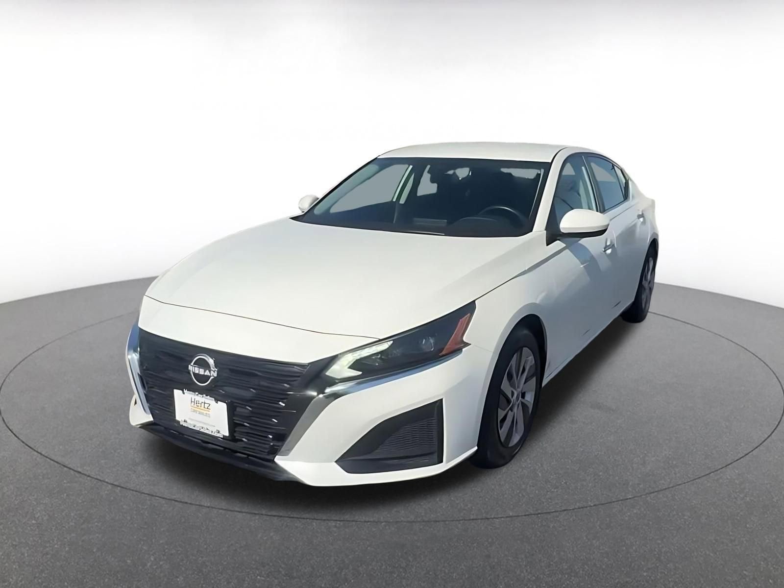 Thumbnail: 2023 Nissan Altima - 7