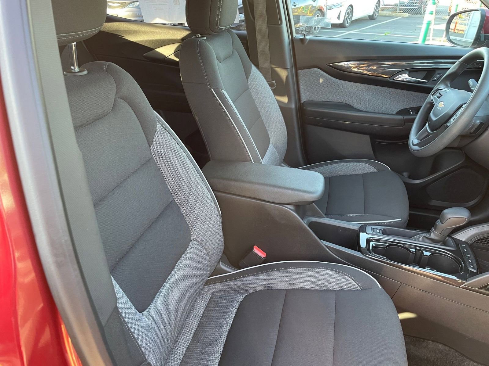 Thumbnail: 2025 Chevrolet TrailBlazer - 30