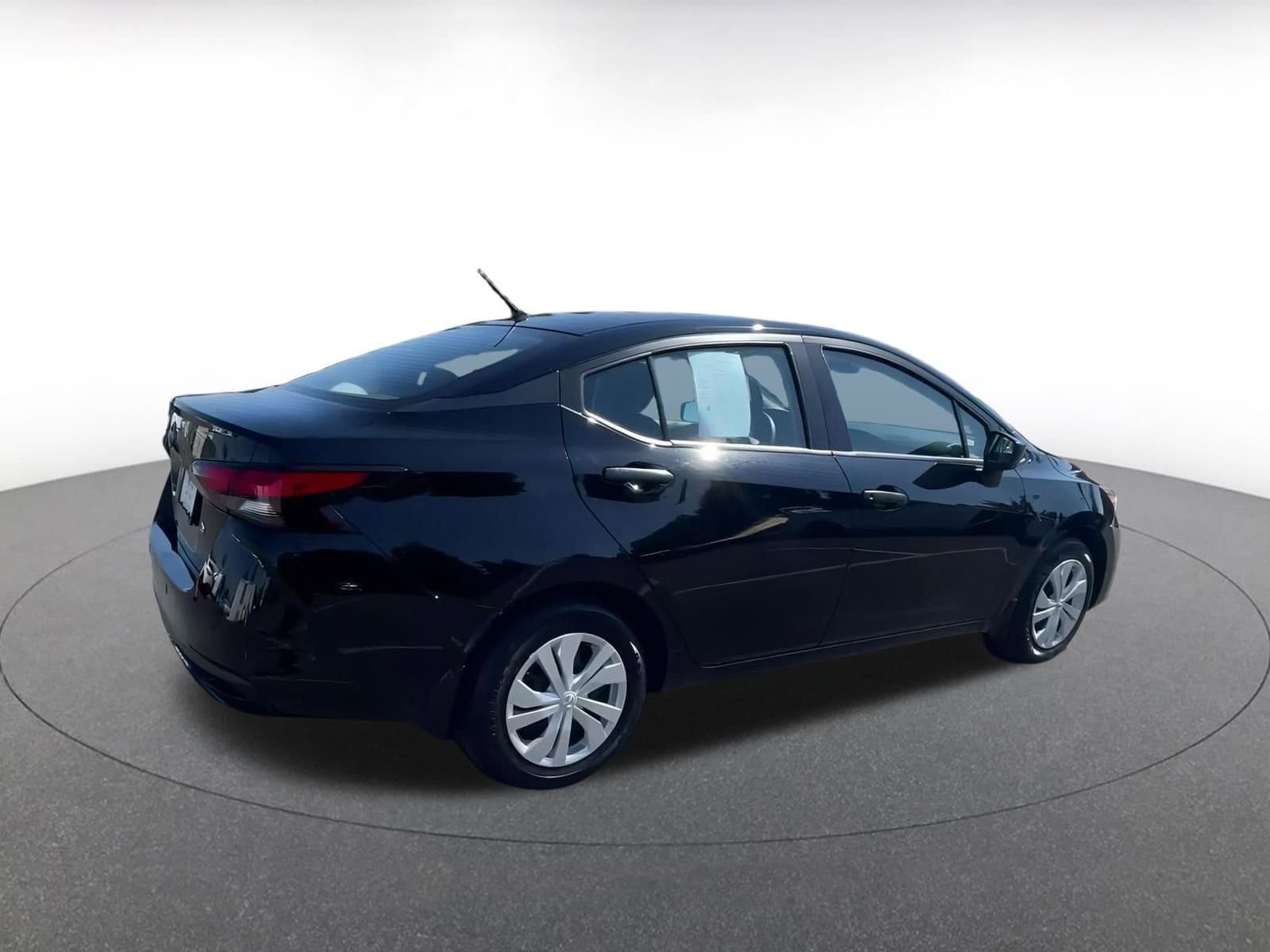2024 Nissan Versa S 15