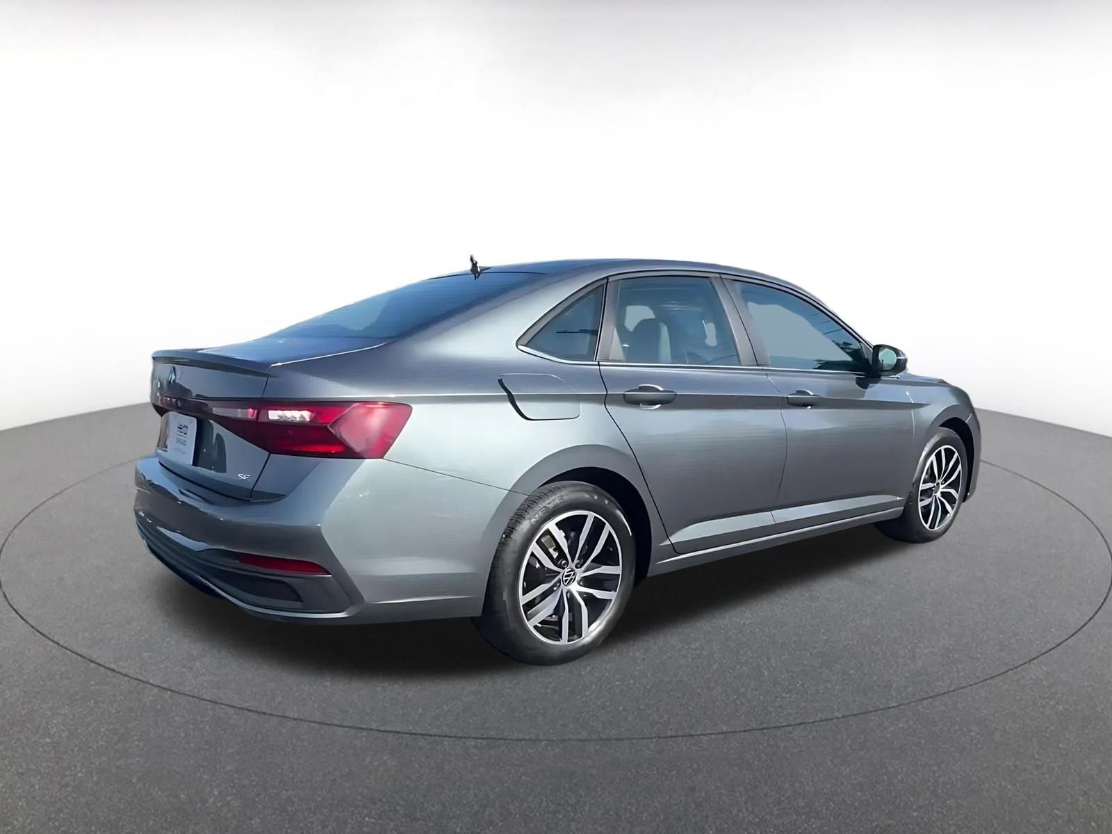 Thumbnail: 2025 Volkswagen Jetta - 14