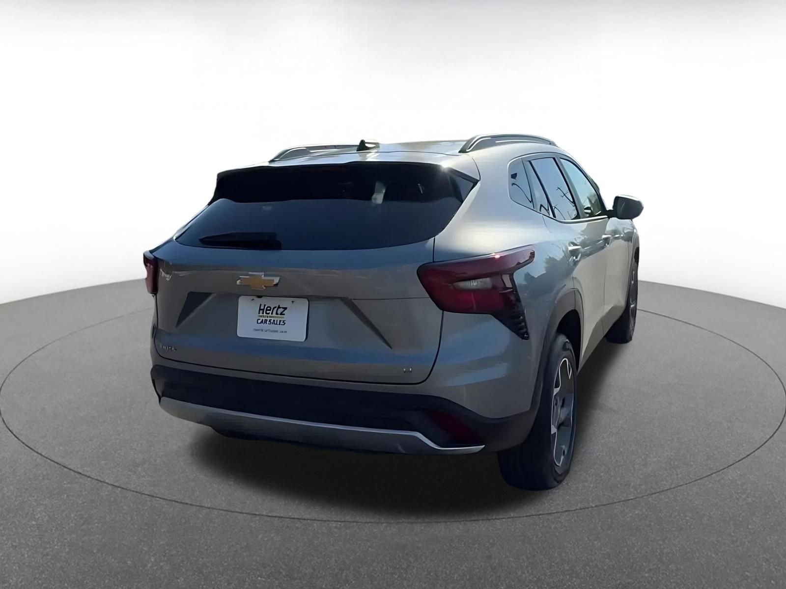 Thumbnail: 2025 Chevrolet Trax - 14