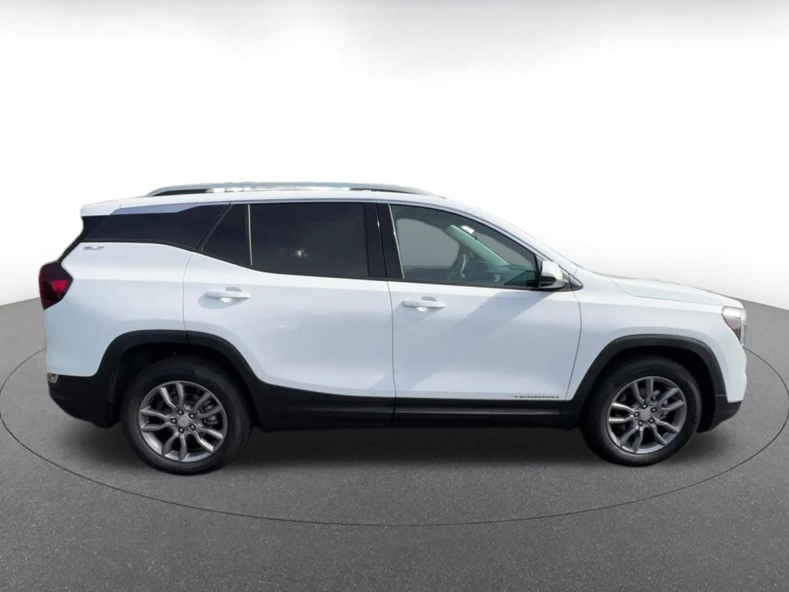 Thumbnail: 2024 GMC Terrain - 16