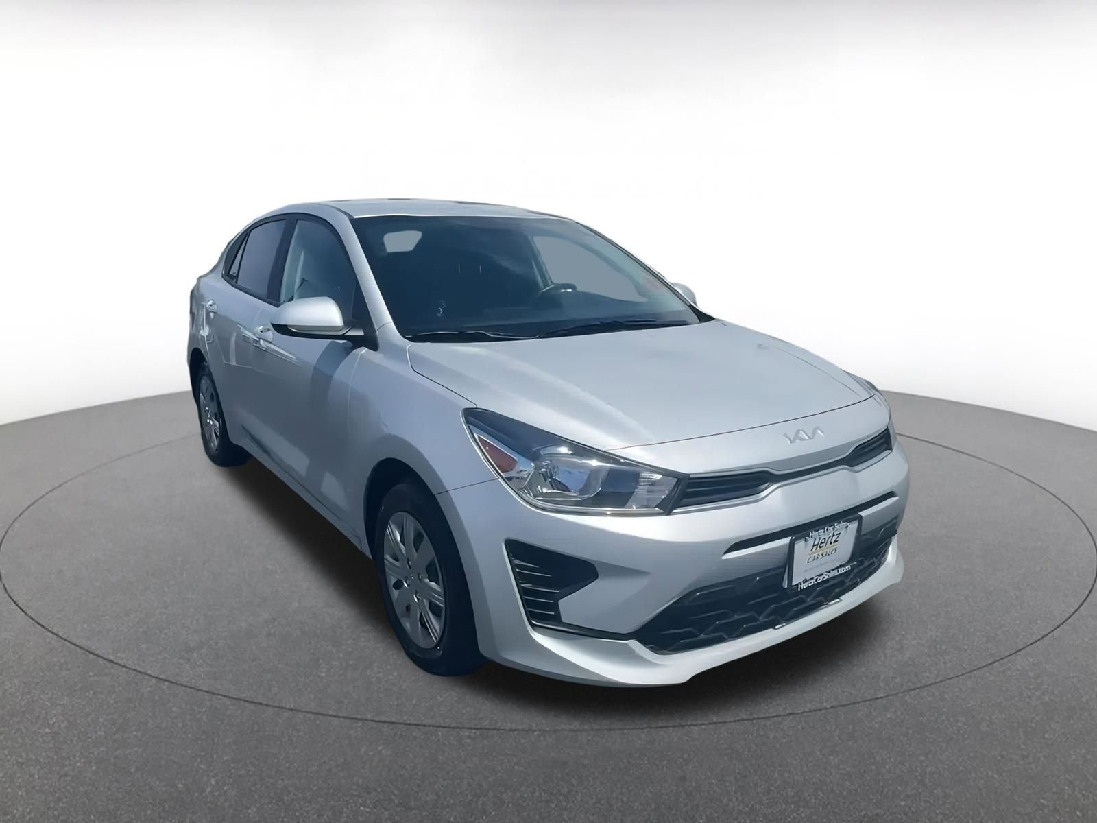 Thumbnail: 2023 Kia Rio - 3