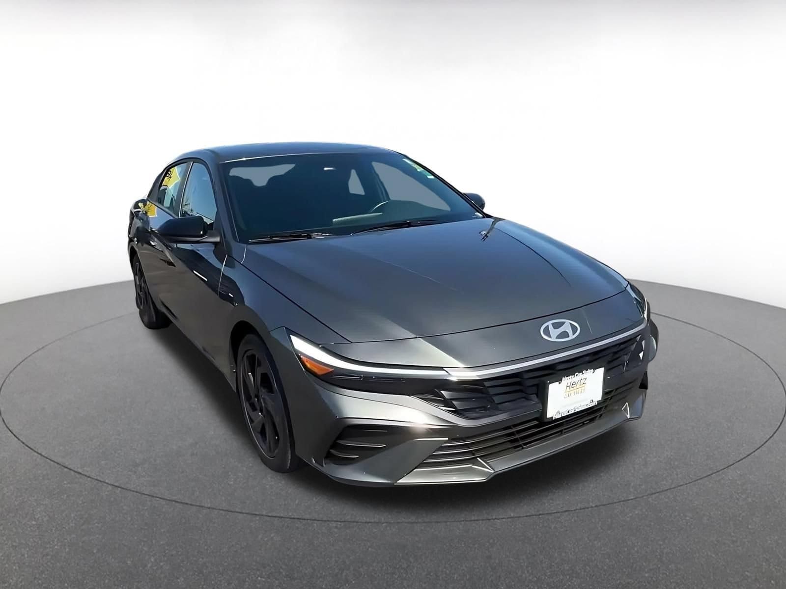 Thumbnail: 2026 Hyundai Elantra - 3