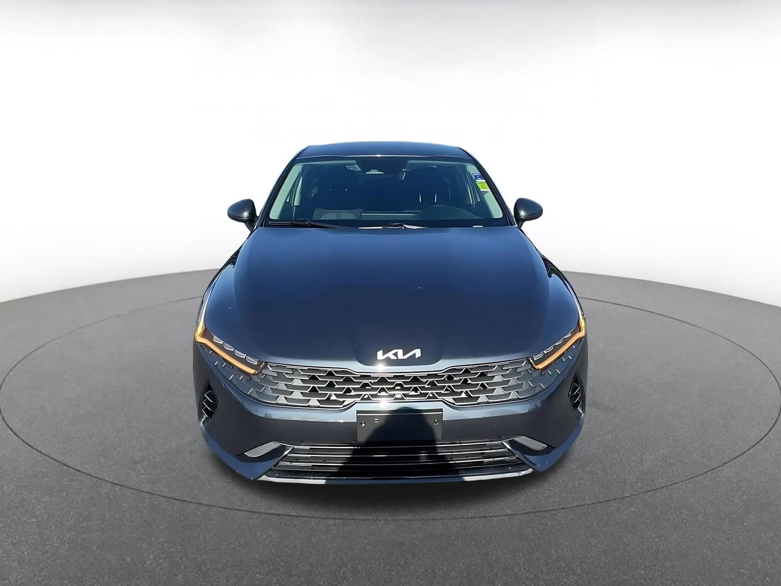 Thumbnail: 2023 Kia K5 - 4