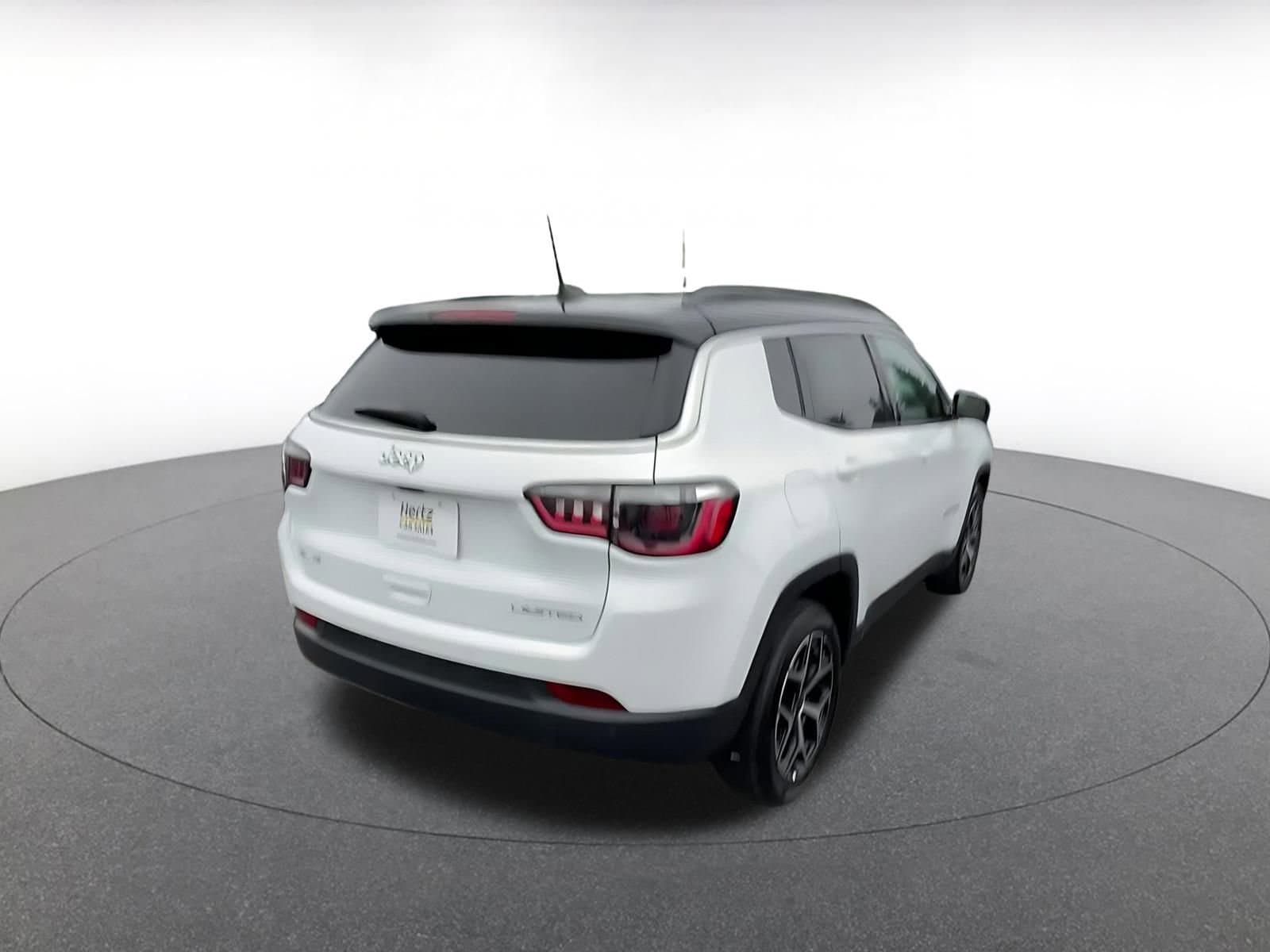 Thumbnail: 2025 Jeep Compass - 14