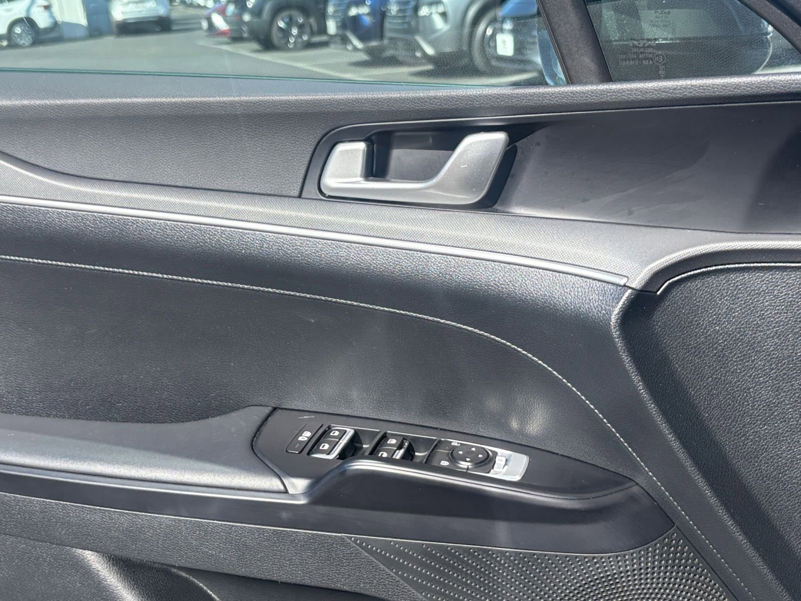 Thumbnail: 2025 Kia K5 - 18