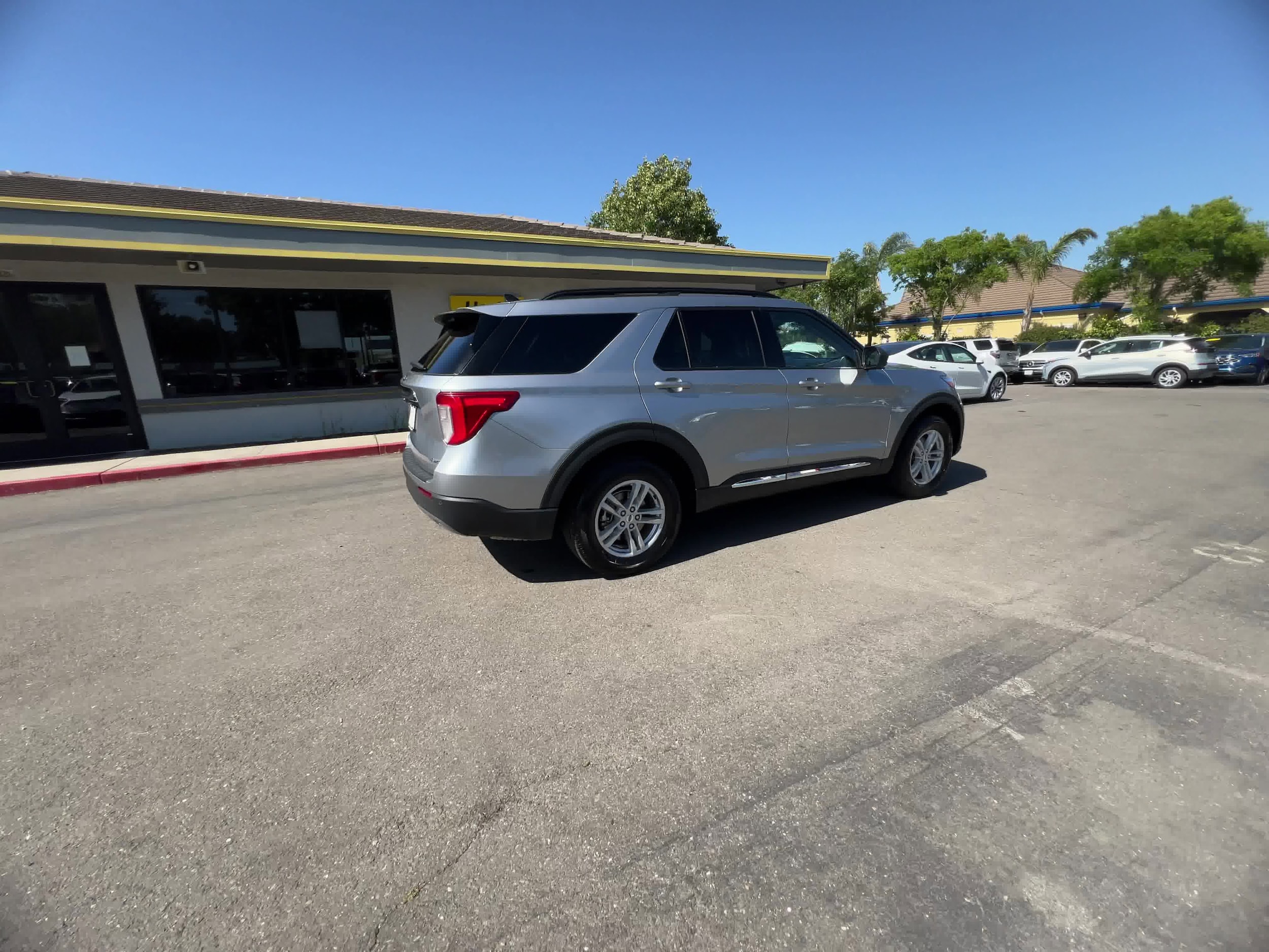 2023 Ford Explorer XLT 15