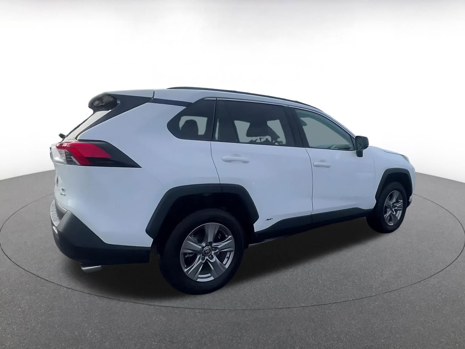 Thumbnail: 2025 Toyota RAV4 - 15