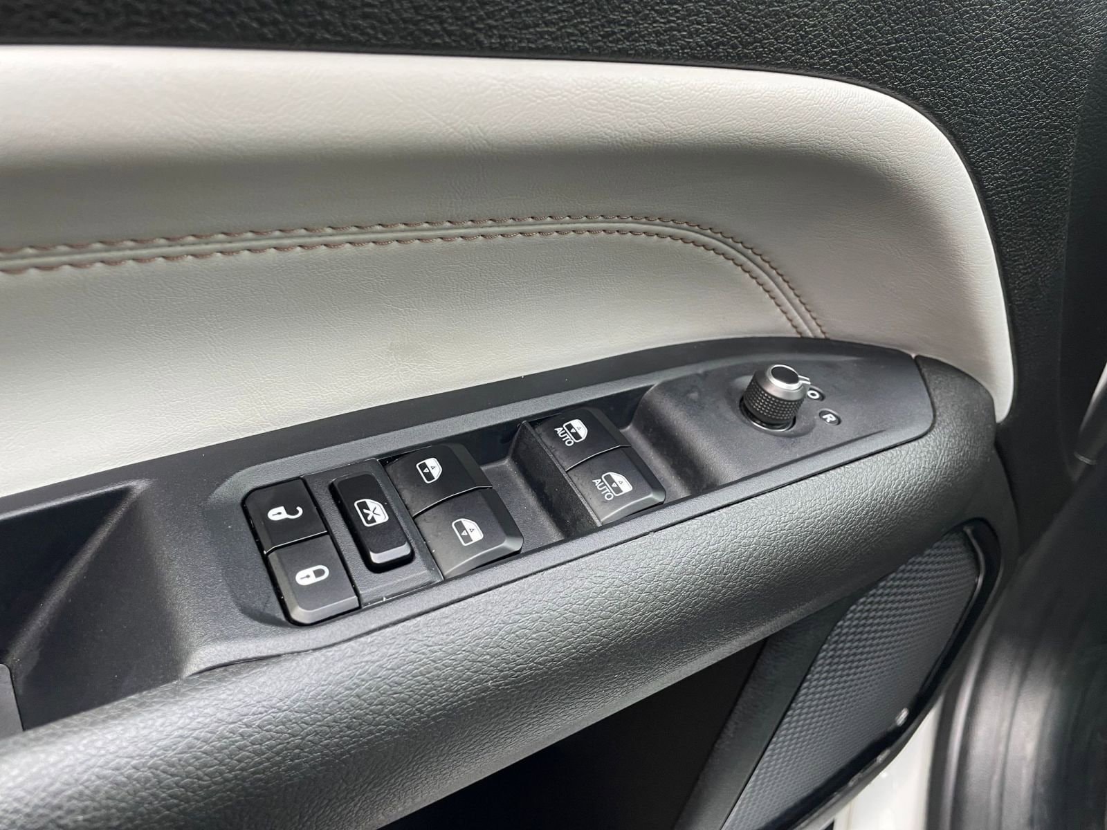 Thumbnail: 2025 Jeep Compass - 20