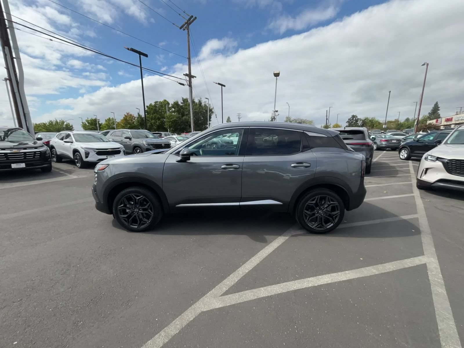Thumbnail: 2026 Nissan Kicks - 8