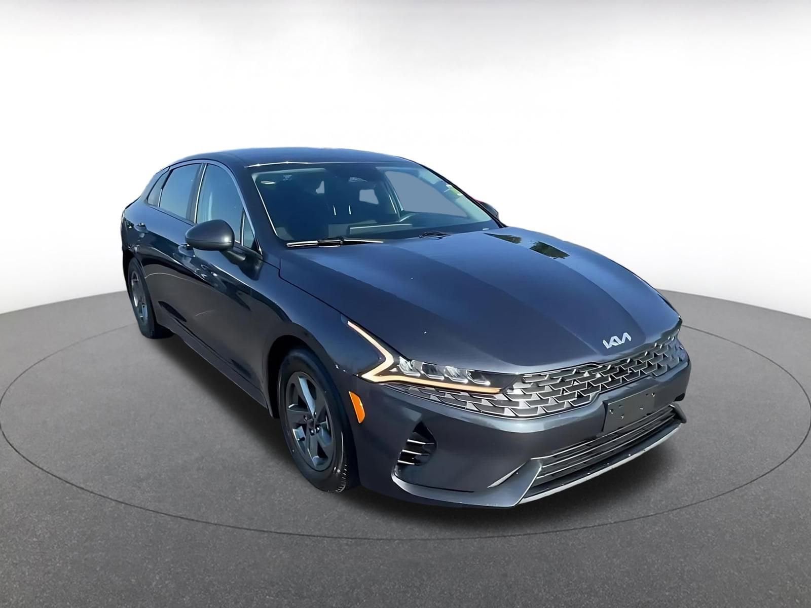 Thumbnail: 2023 Kia K5 - 3