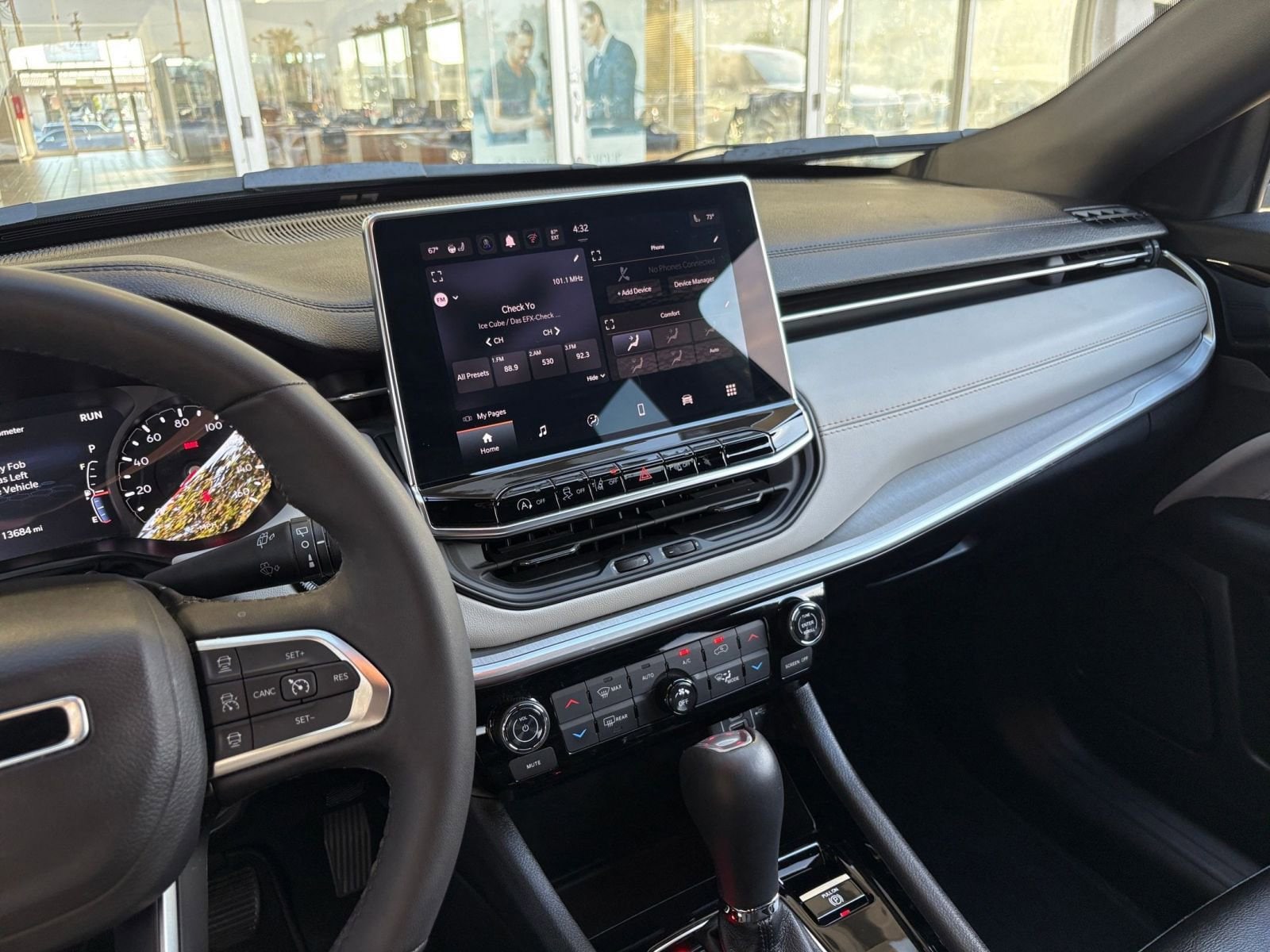 Thumbnail: 2025 Jeep Compass - 18