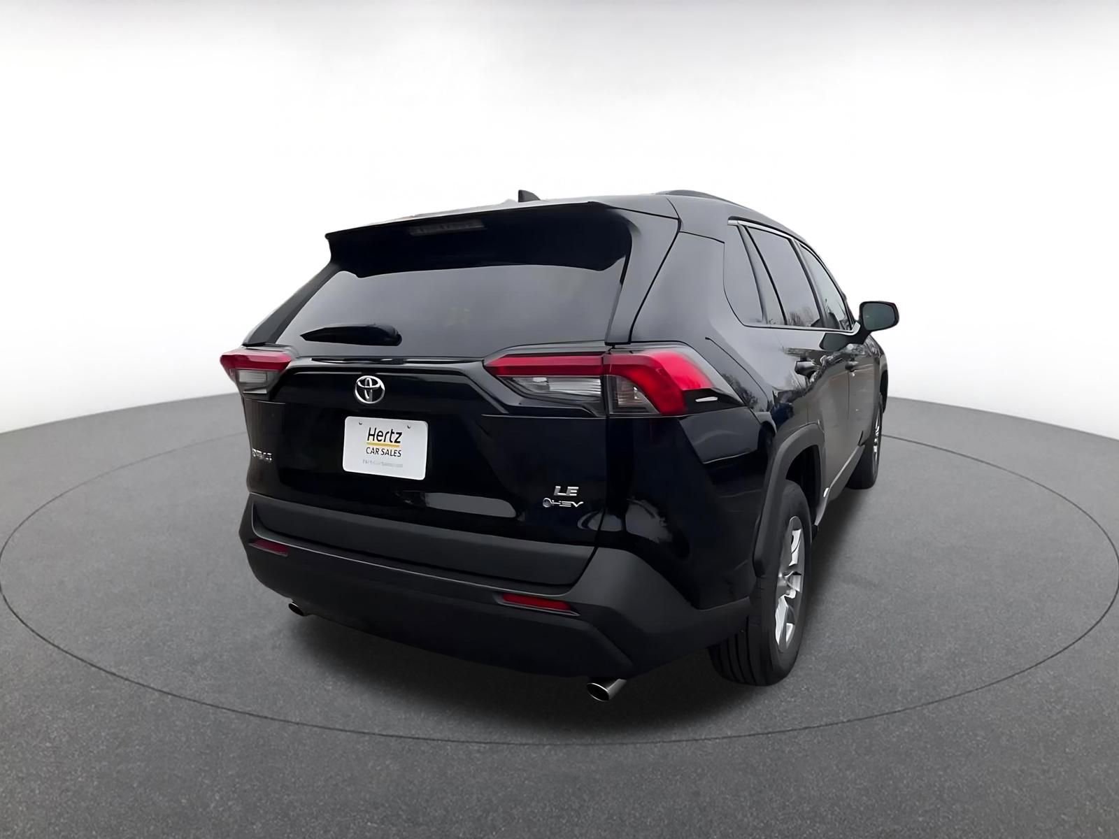 Thumbnail: 2025 Toyota RAV4 - 14