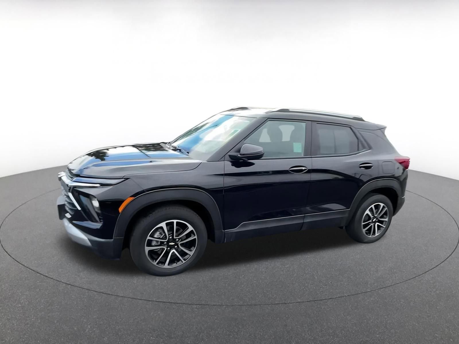 Thumbnail: 2025 Chevrolet TrailBlazer - 8