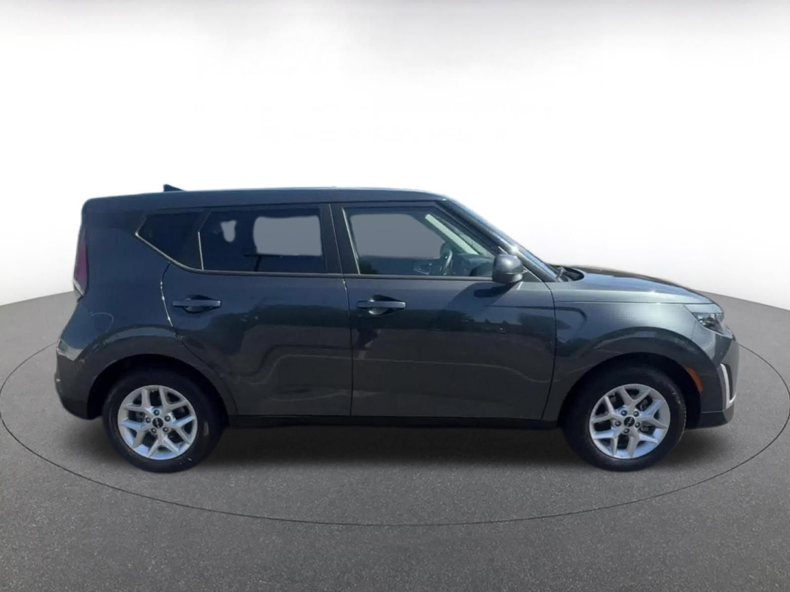 Thumbnail: 2025 Kia Soul - 16