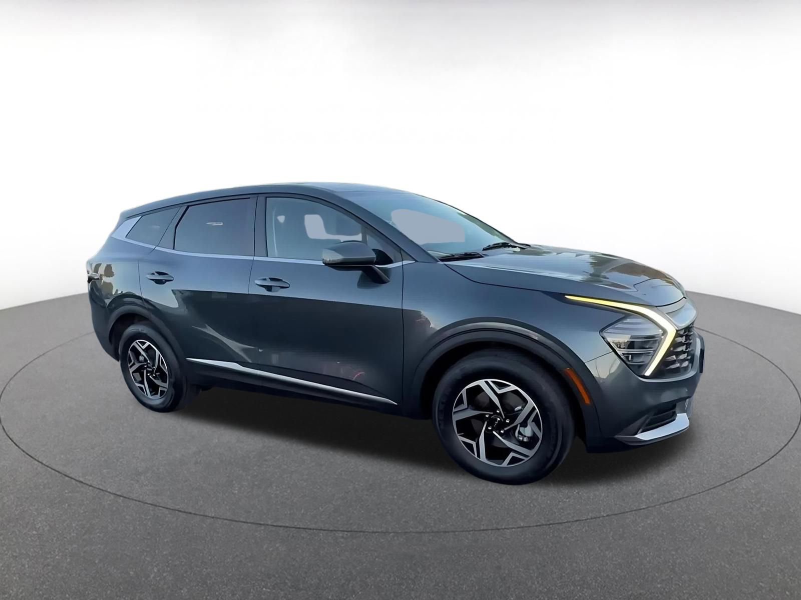 Thumbnail: 2025 Kia Sportage - 2