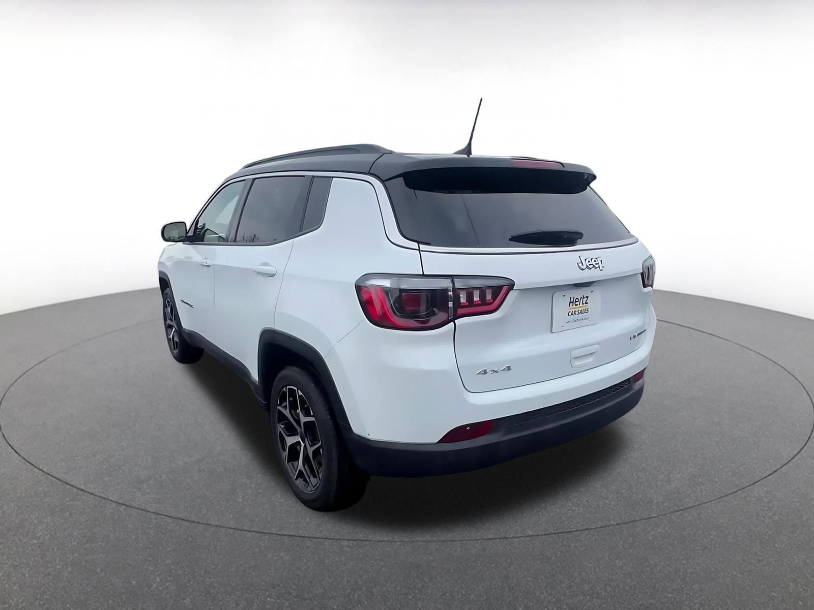 Thumbnail: 2025 Jeep Compass - 11