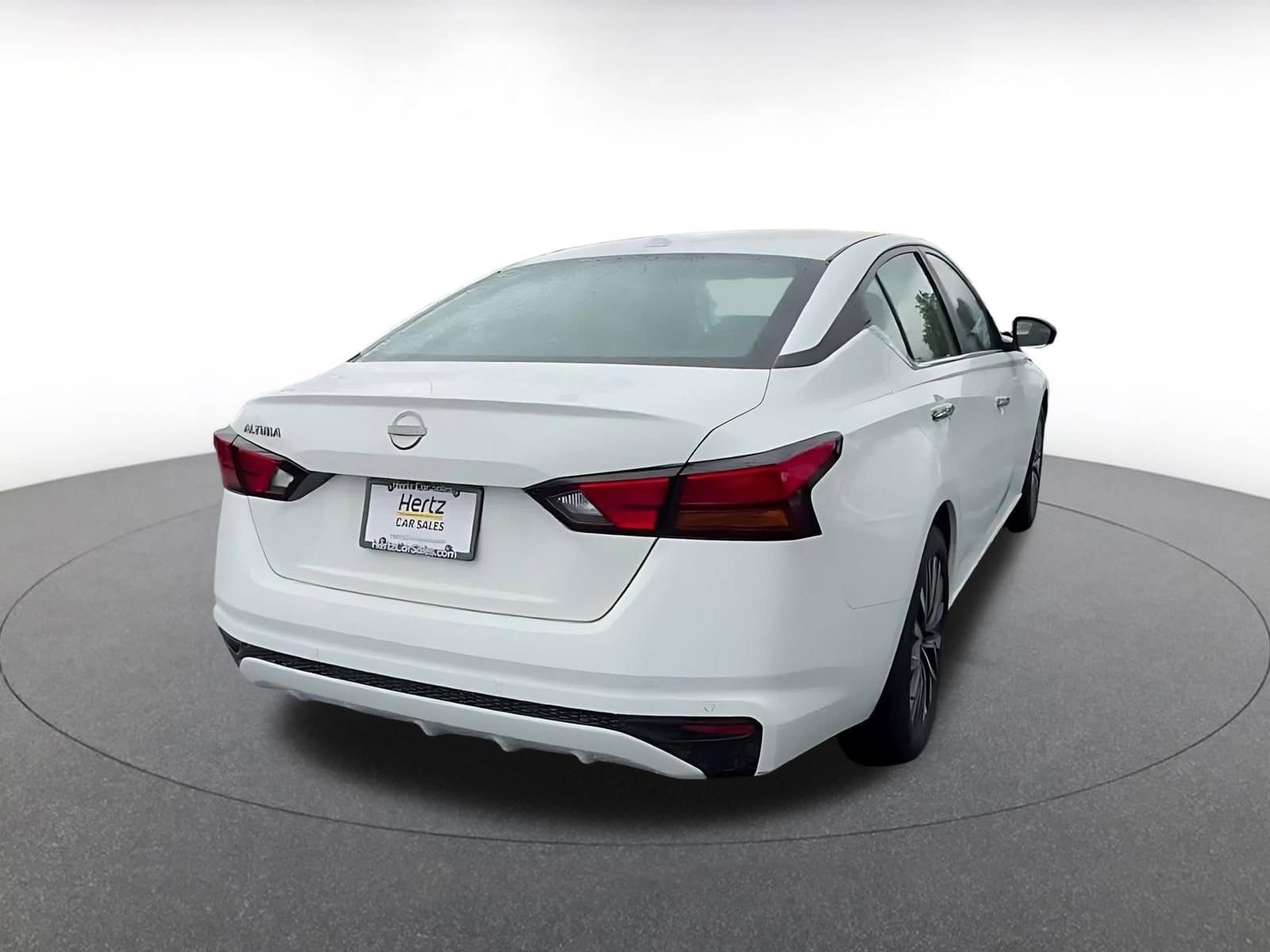 Thumbnail: 2025 Nissan Altima - 14