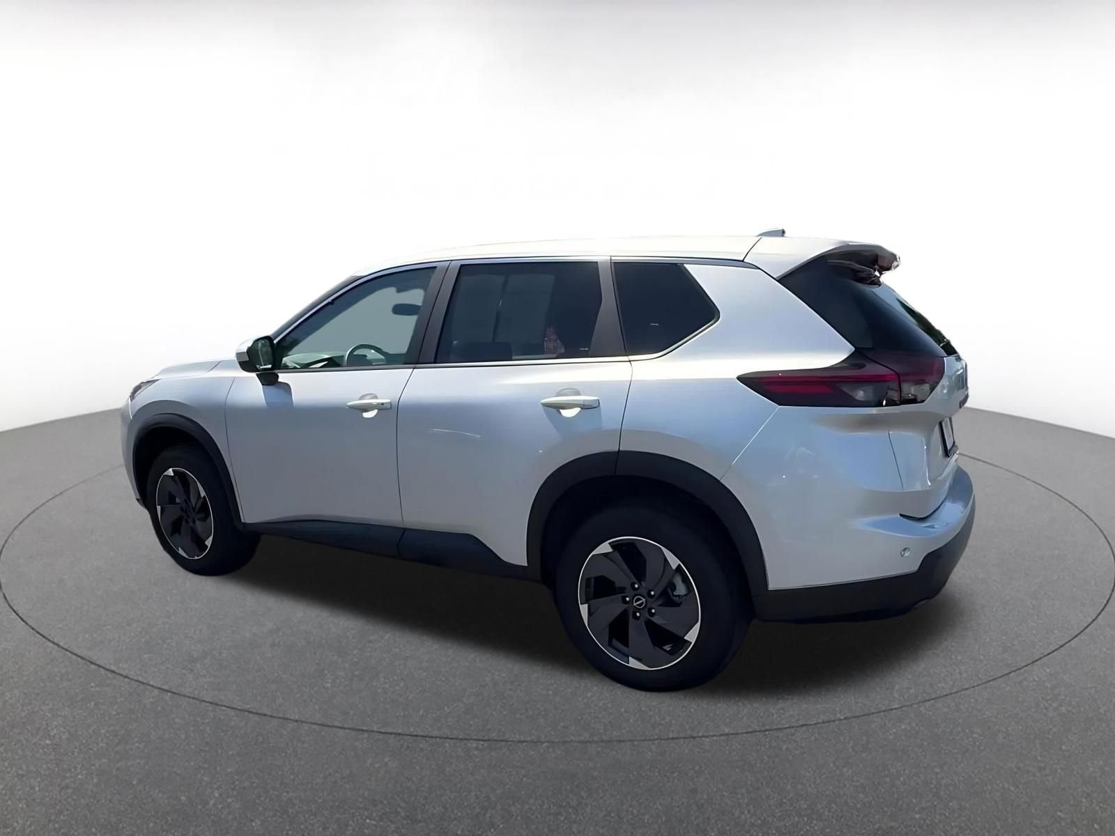 Thumbnail: 2025 Nissan Rogue - 10