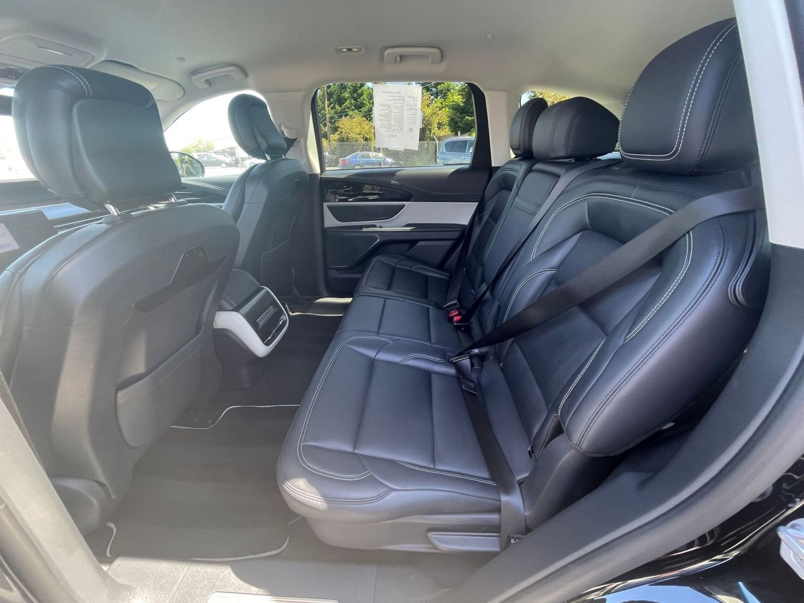 Thumbnail: 2024 Lincoln Nautilus - 29