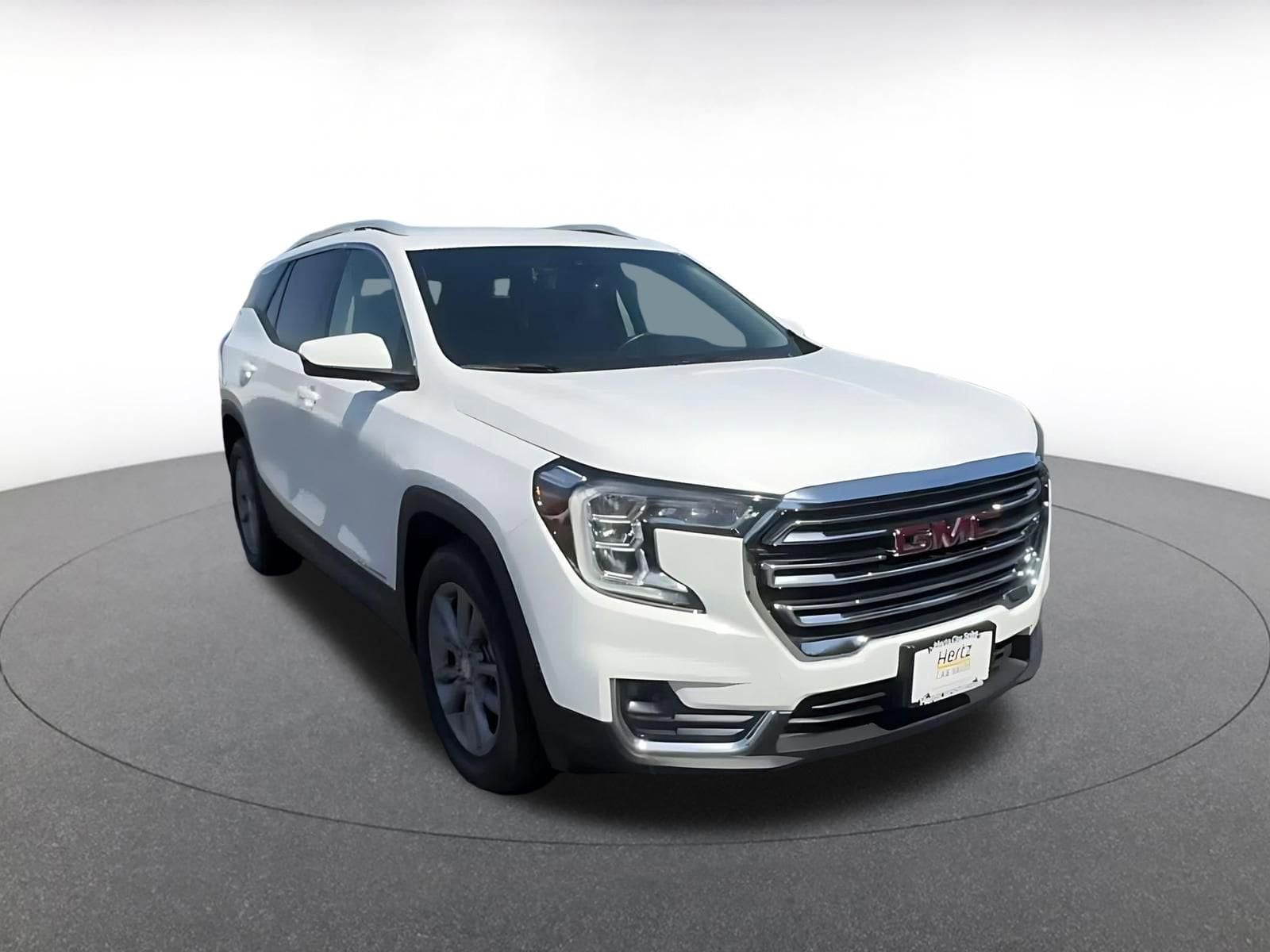 Thumbnail: 2024 GMC Terrain - 3