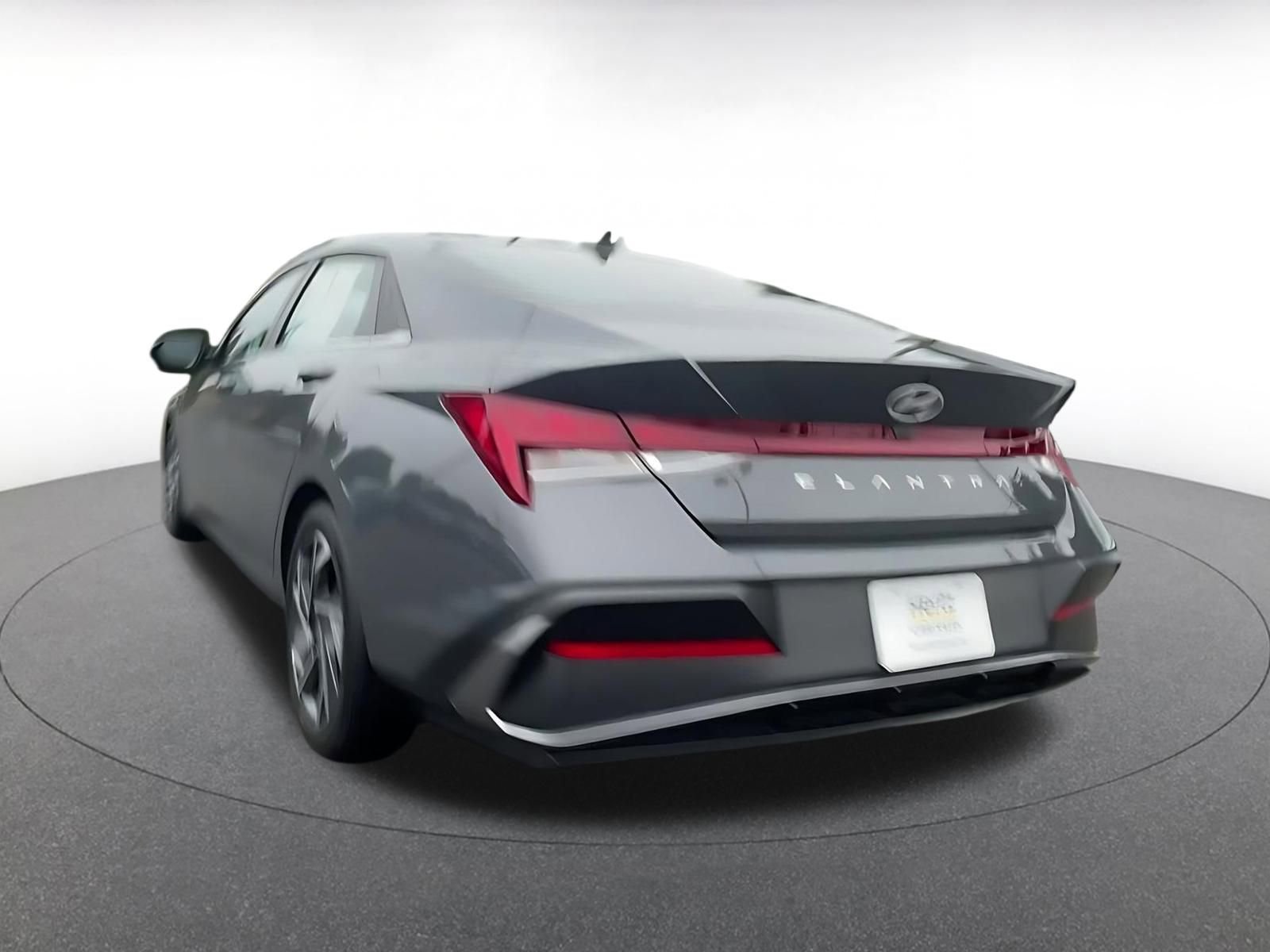 Thumbnail: 2025 Hyundai Elantra - 11