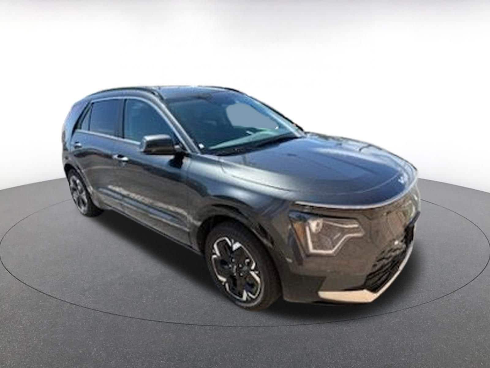 Thumbnail: 2023 Kia Niro - 1