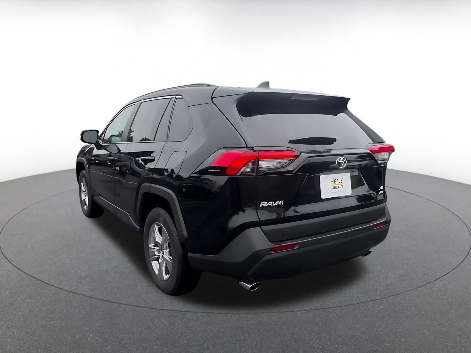 Thumbnail: 2025 Toyota RAV4 - 11